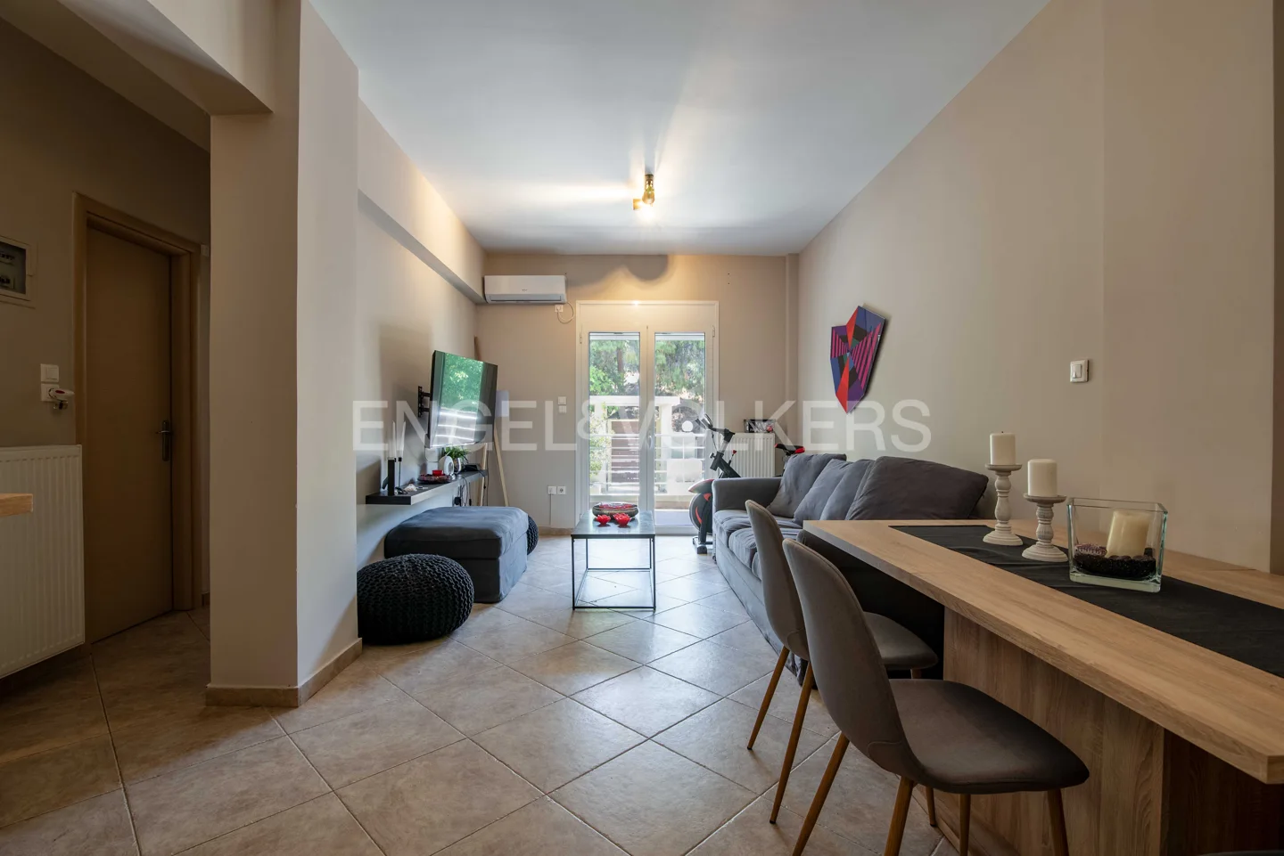 ONE BEDROOM INVESTMENT APARTMENT IN VOULIAGMENI Ι