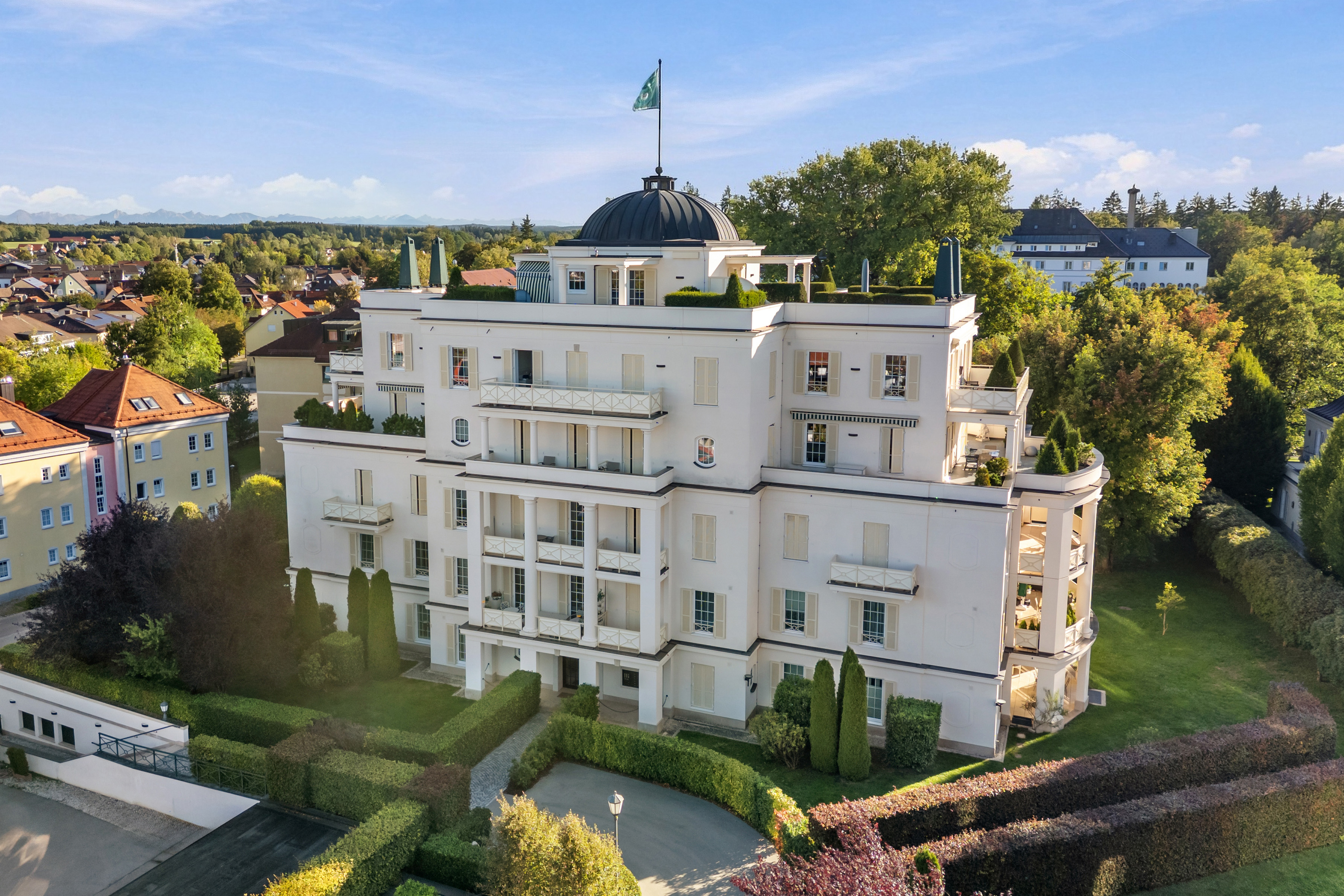 Exklusive 162‑m²‑Residenz in den Victoria Terrassen Bad Wörishofen mit Kamin, Terrasse, 2 Bädern und  Tiefgaragenplatz – stilvolles Wohnen in Bayerns Kurstadt