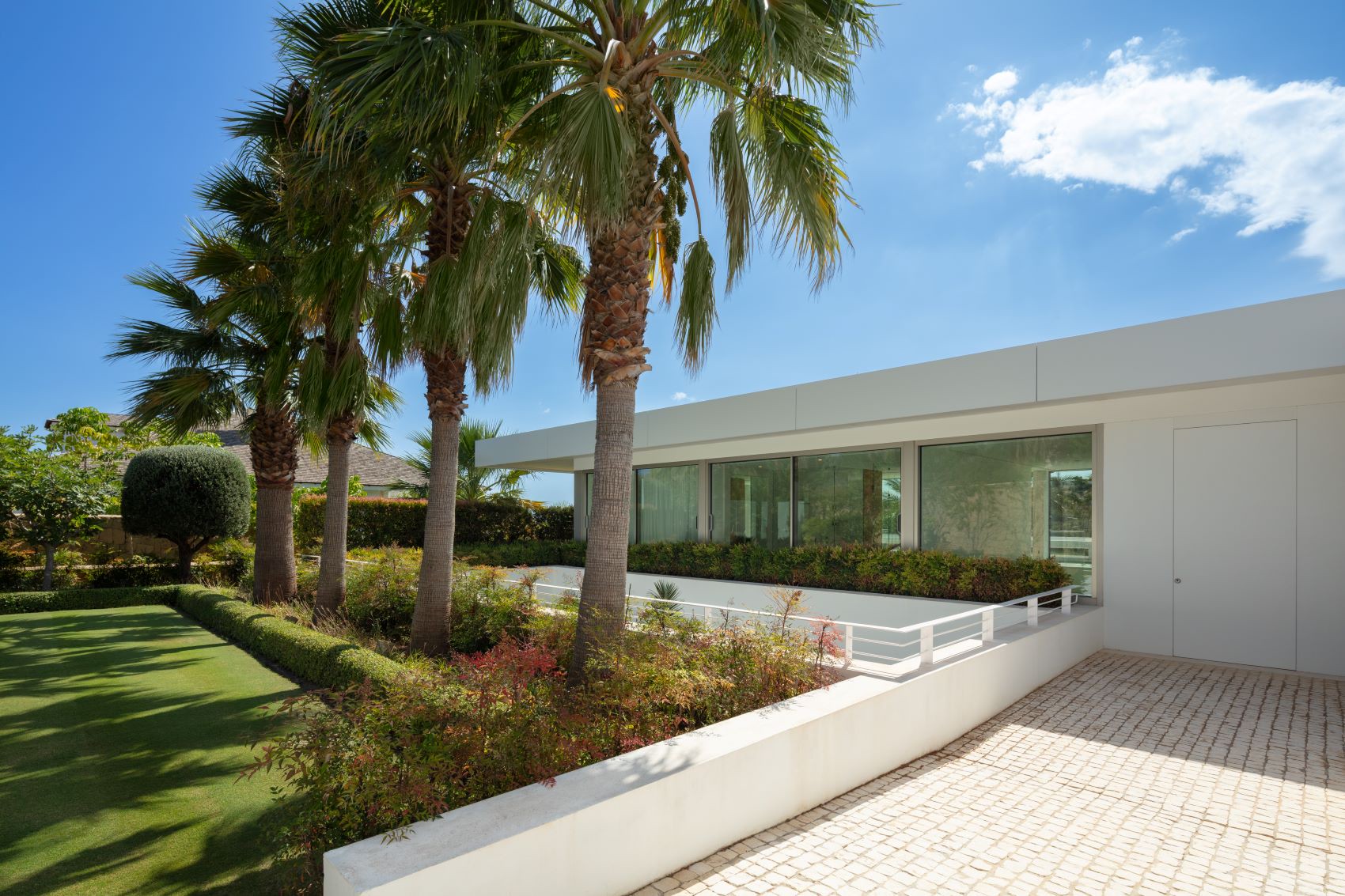 Stunning Contemporary Villa with Breathtaking Views