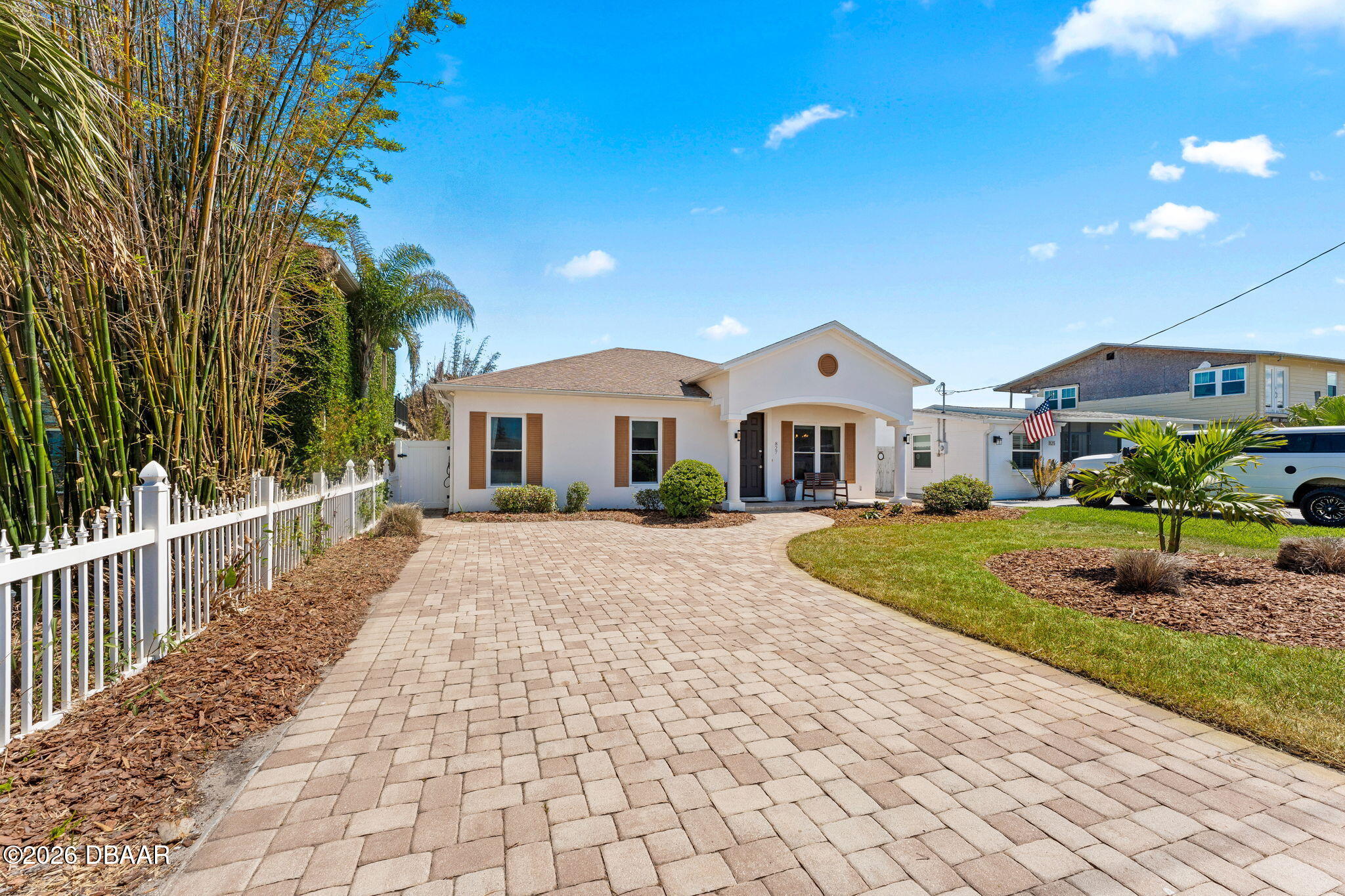 Furnished coastal home with detached guest suite