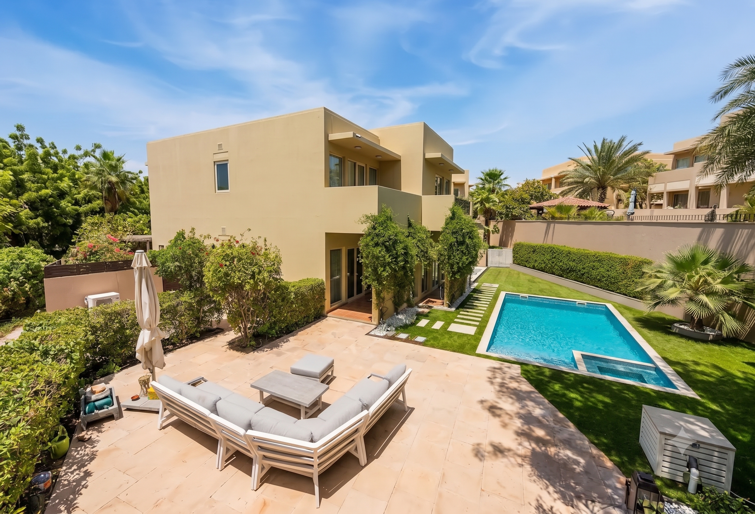 Private Pool  |  Upgraded  |  Chiller Free