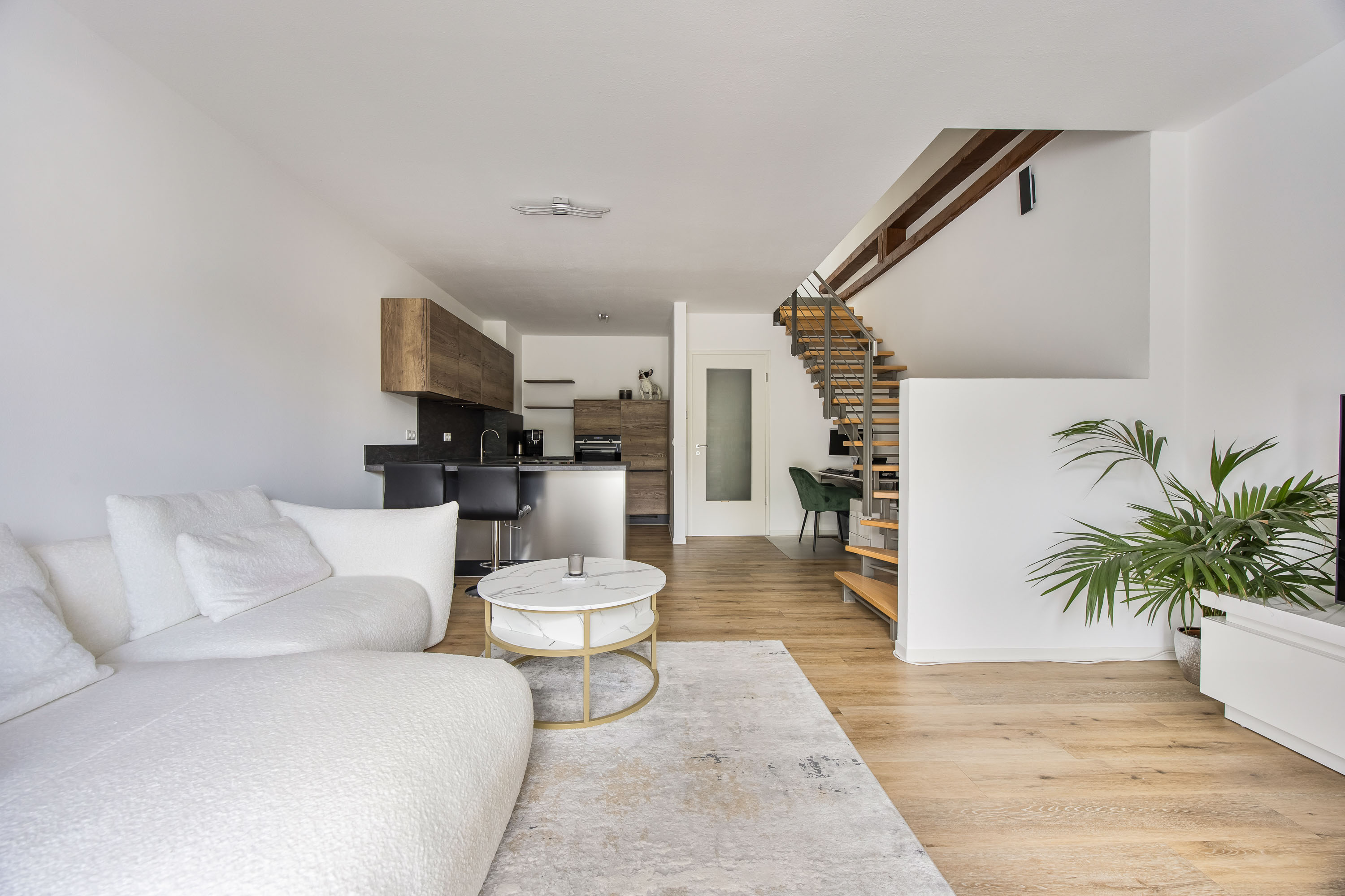 Stilvolle 2-Zimmer-Wohnung mit Balkon und Blick ins Grüne und zur Regnitz
