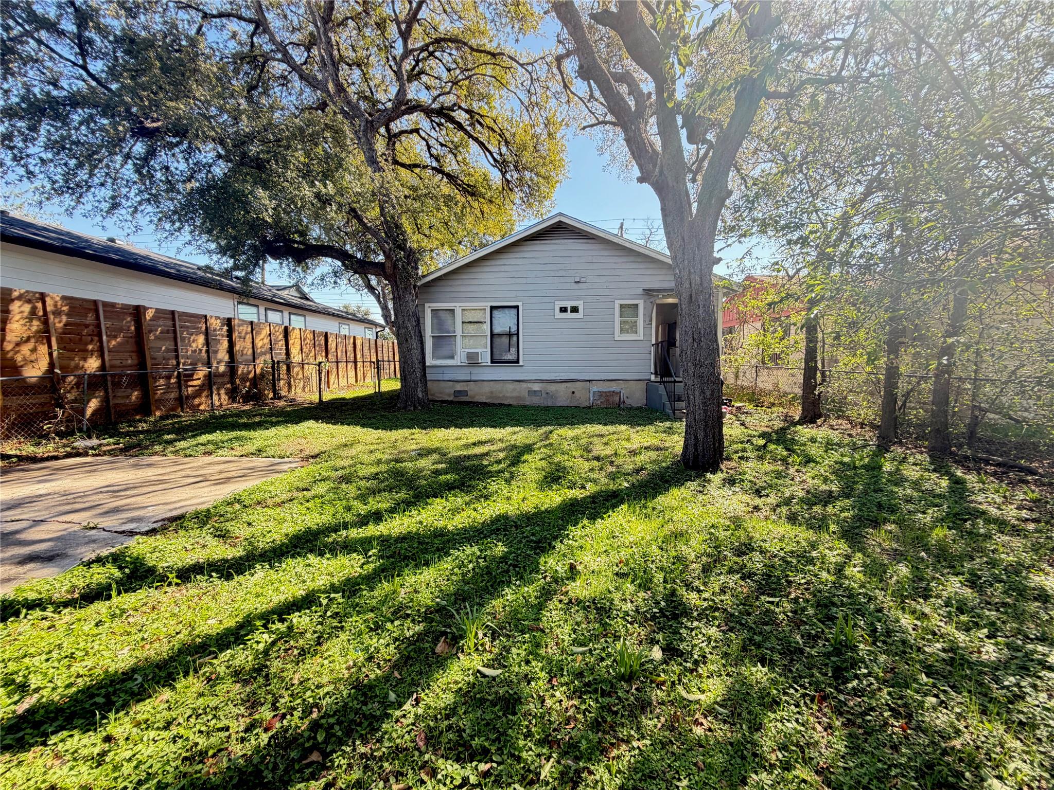 East Austin Charm with Spacious Yard and Flexible Bonus Room