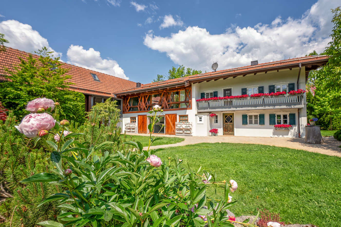 Bavarian lifestyle – Spectacular family estate on the outskirts of Munich