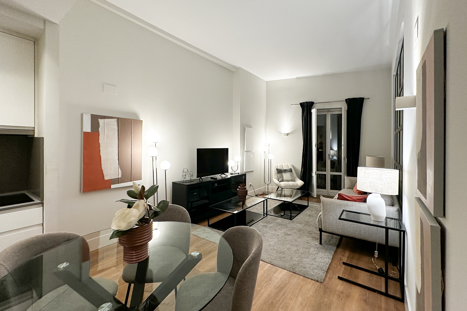 Spacious flat in the building with pool  and co-working in center
