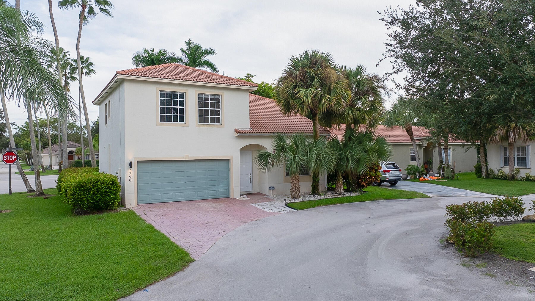 Open Living, Great Schools, Lake Views Included