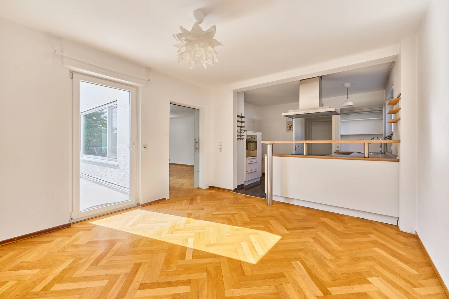 Attraktives Einfamilienhaus in gefragter Wohnlage zur Miete! - Photo 1