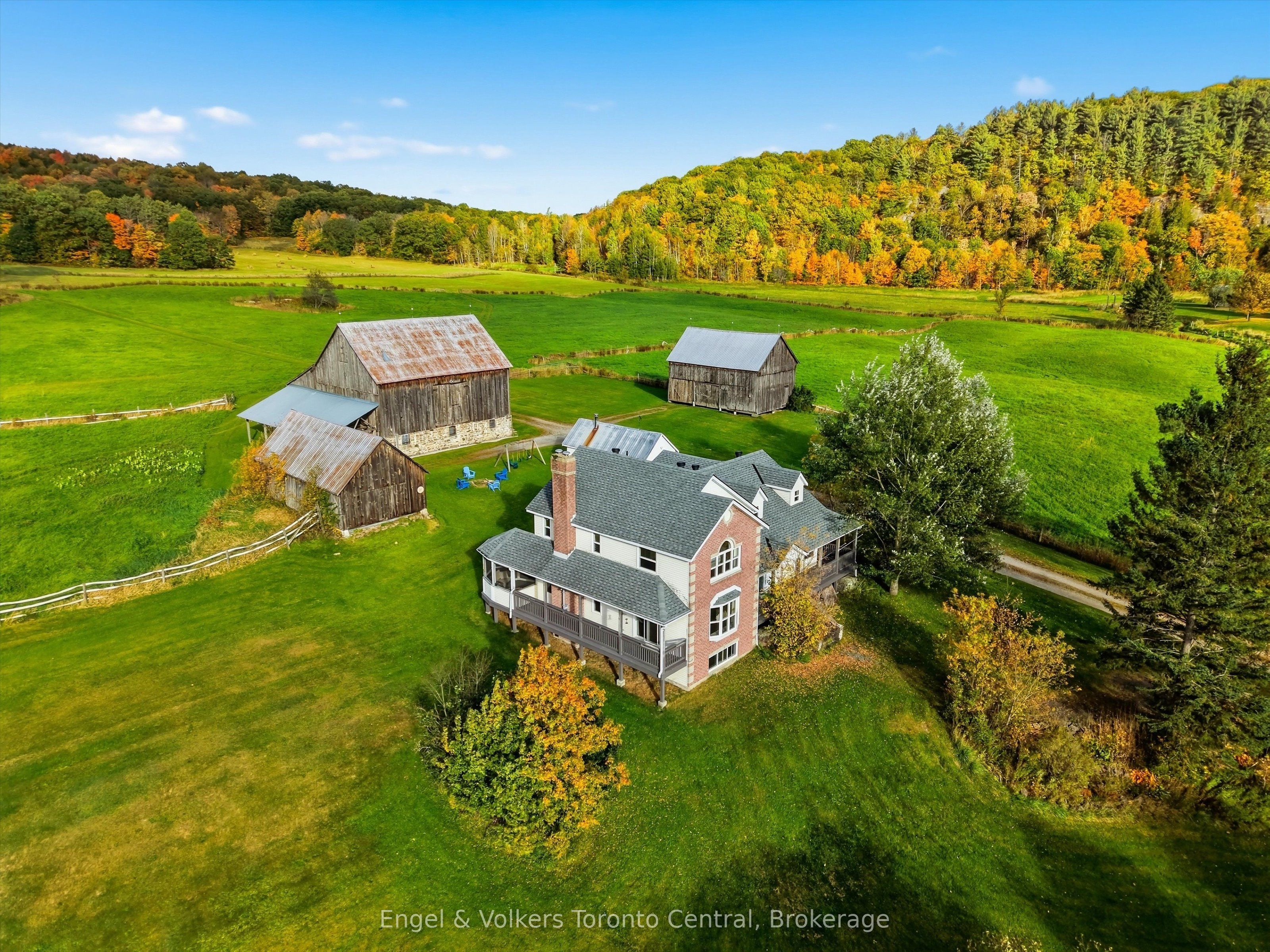 Picturesque Muskoka Farmhouse