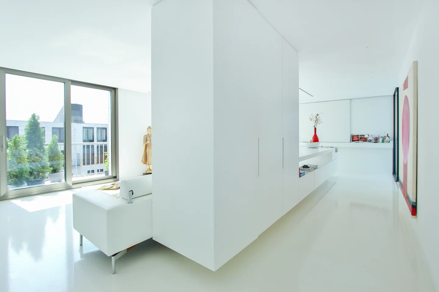 Upper Eastside Berlin: Minimalistische Residenz in Weiß an der Friedrichstraße - Photo 3