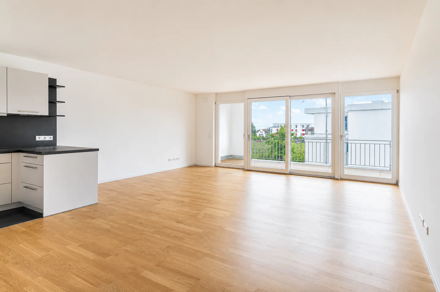 **RESERVIERT**Wohnen auf höchstem Niveau: Exklusive Neubauwohnung mit KfW-55-Standard und großer Süd-Terrasse! - Photo 2