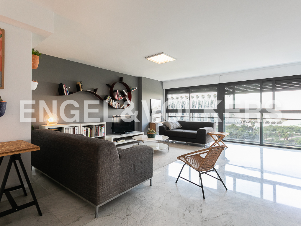 Amazing and modern flat in "Paseo Alameda"