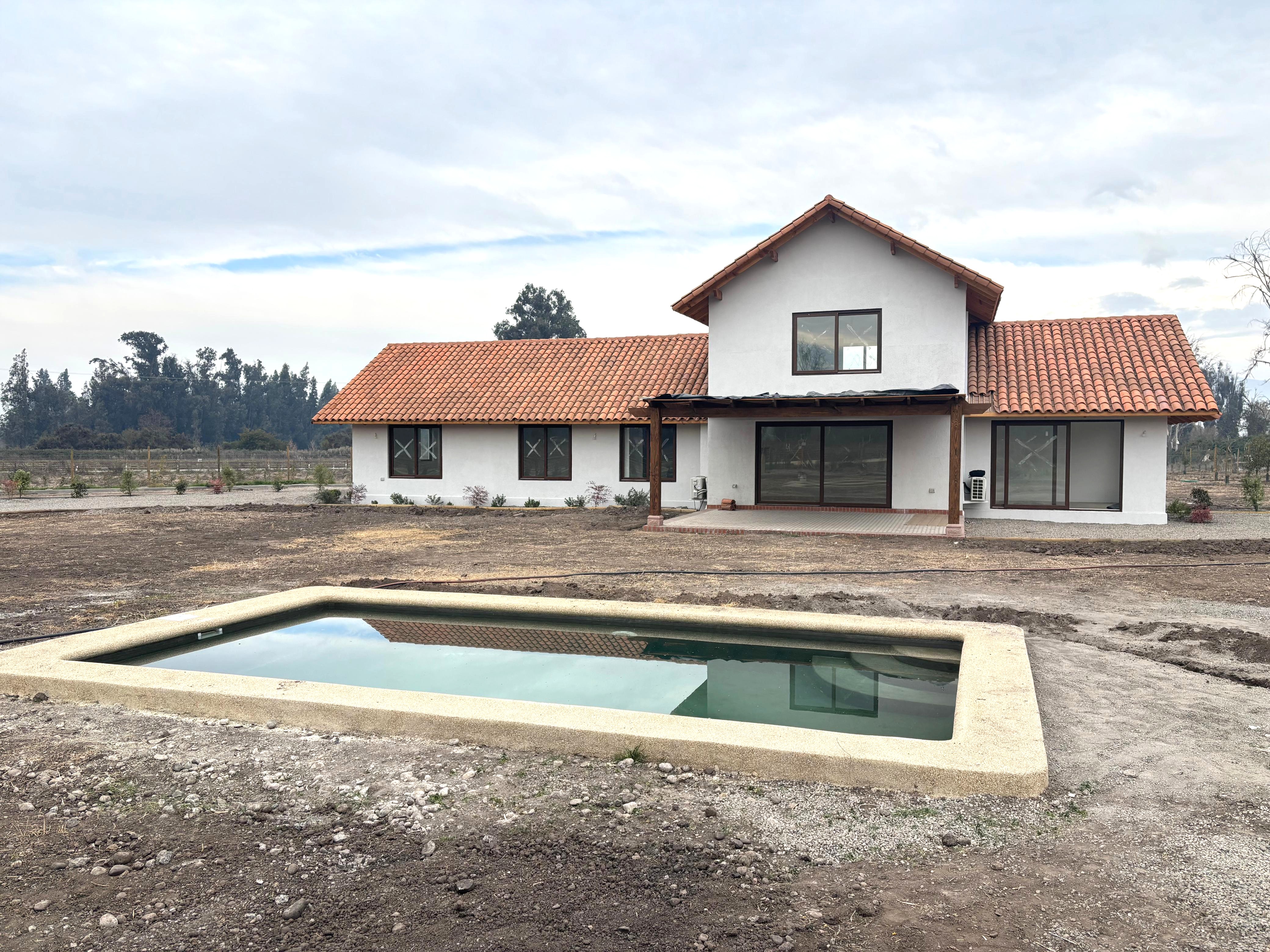 Arriendo Casa Nueva Condominio Don Ladislao, Colegio Trebulco
