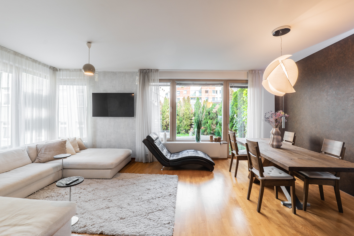 Rent an apartment 3+kt 88 m², Praha - Žižkov