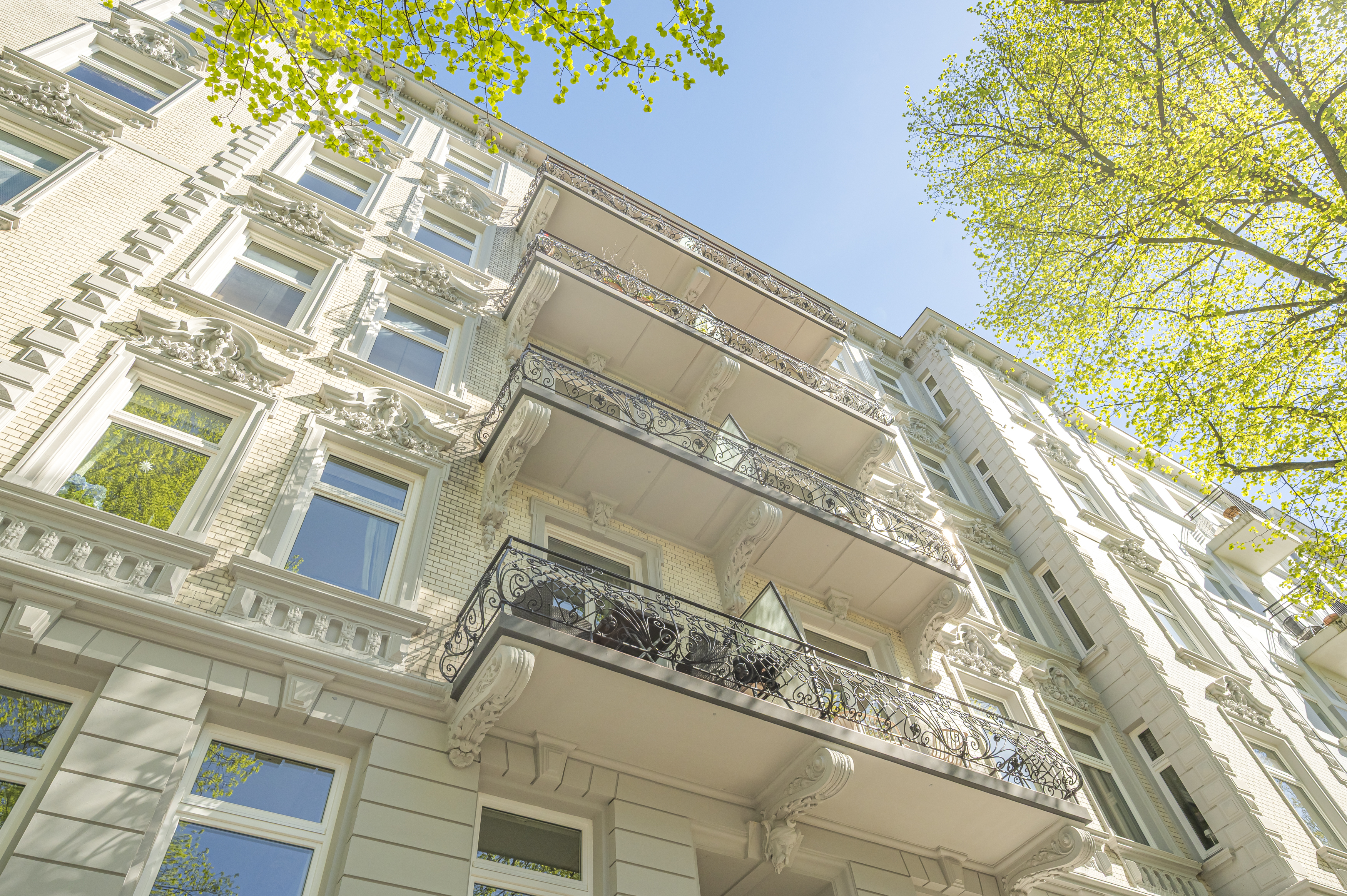 Stilvolles Wohnen über den Dächern der Stadt.