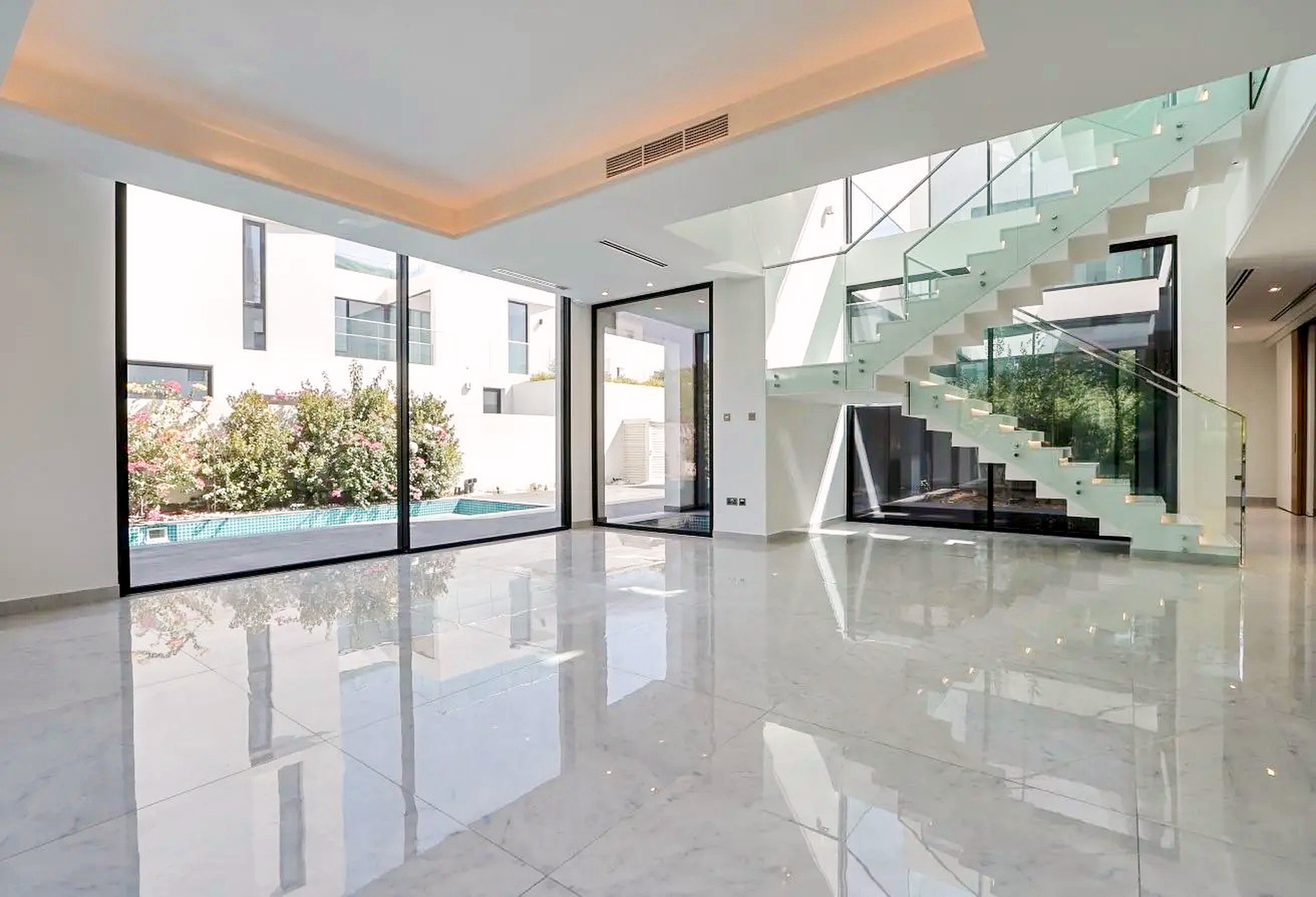 5 Bed + M | Private Pool | Best Price