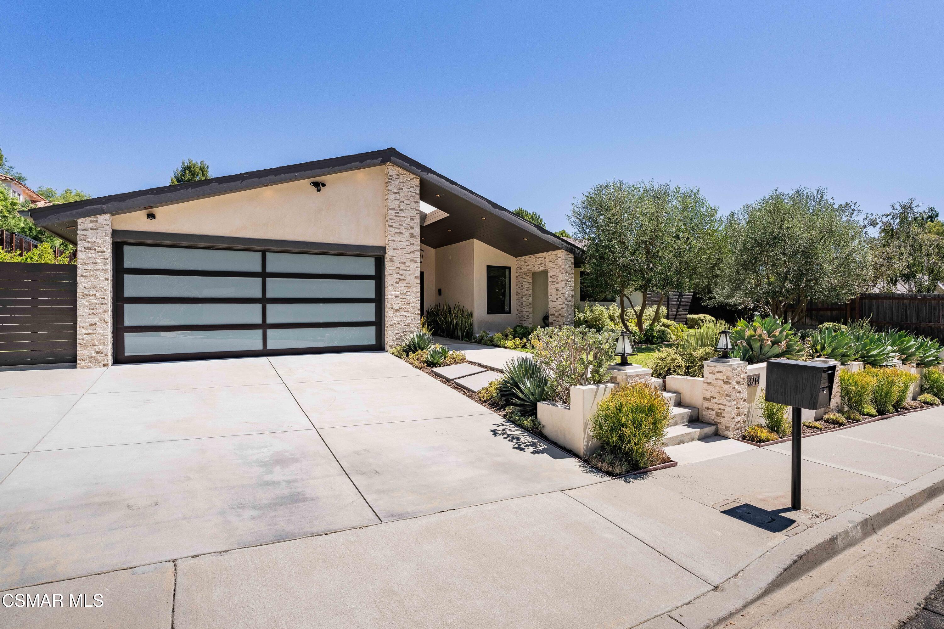 Privacy, Style, and Coastal Convenience Combined
