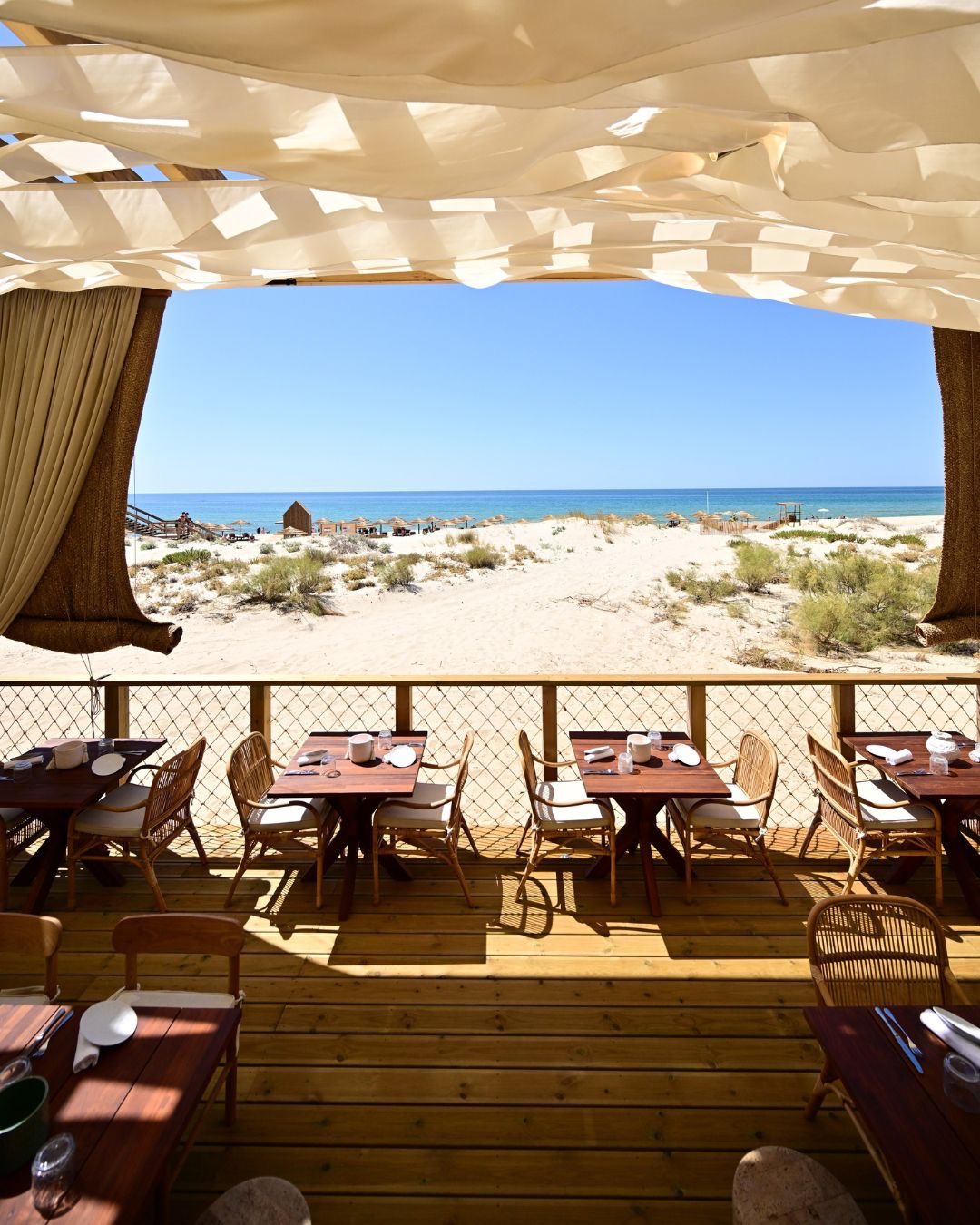 BEACH RESORT - Ground Floor