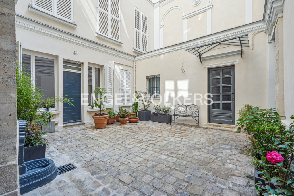 Paris III - Appartement familial de 6 pièces - République - Carreau du Temple