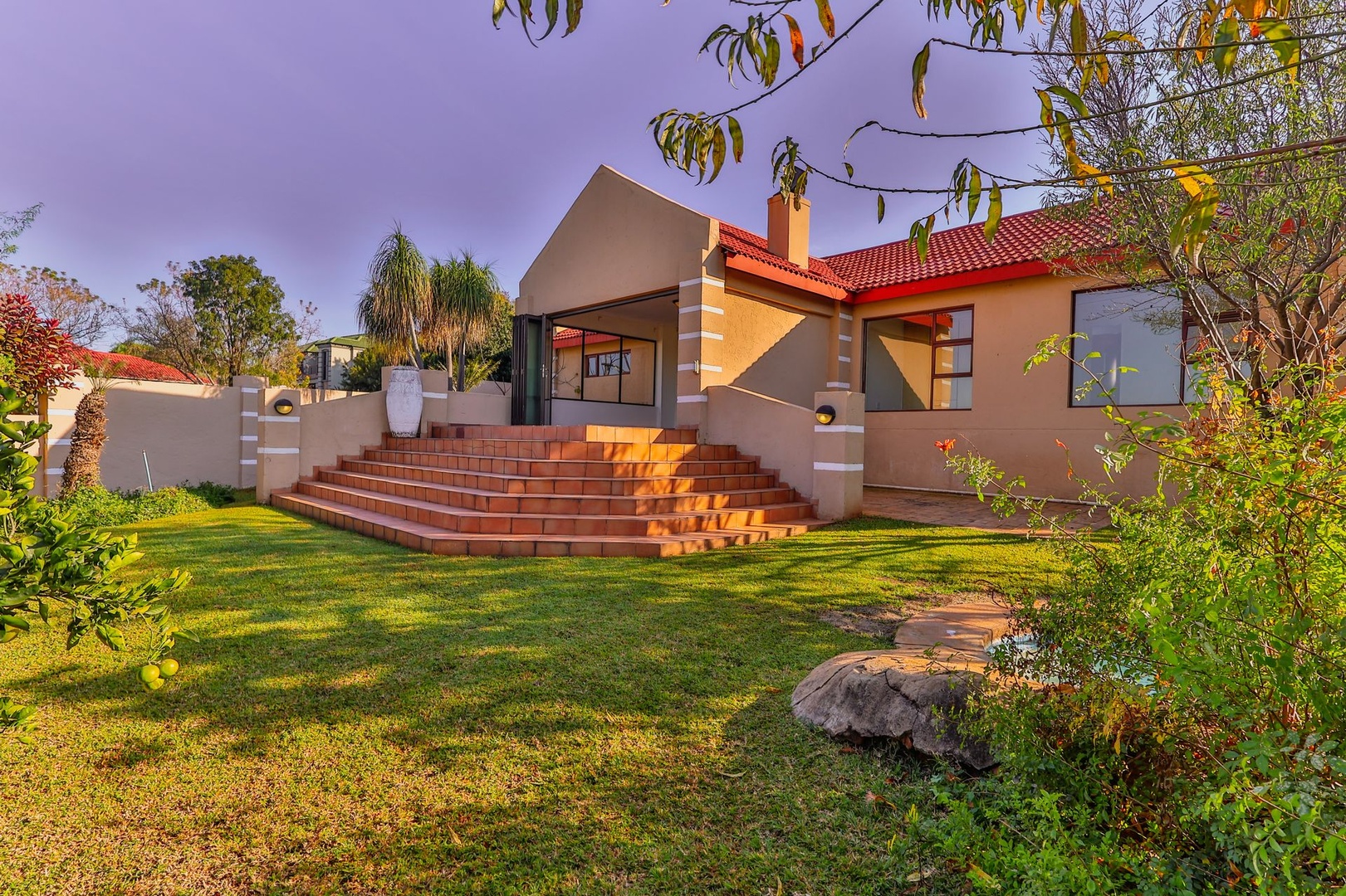 Cosy home in Kosmos Ridge!