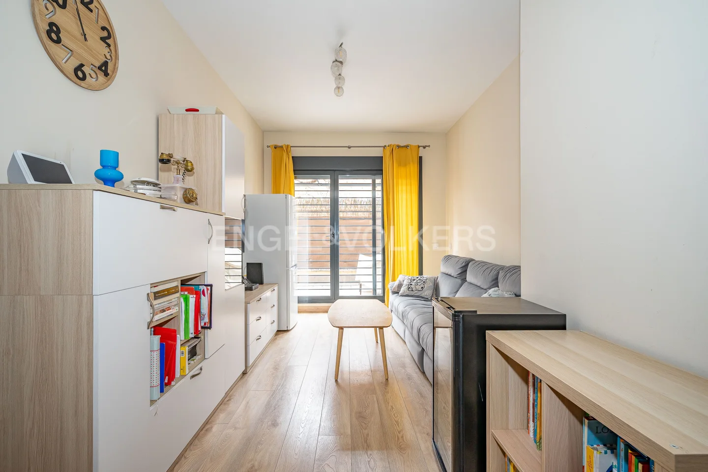 Cozy 3-bedroom family apartment with terrace in Barajas