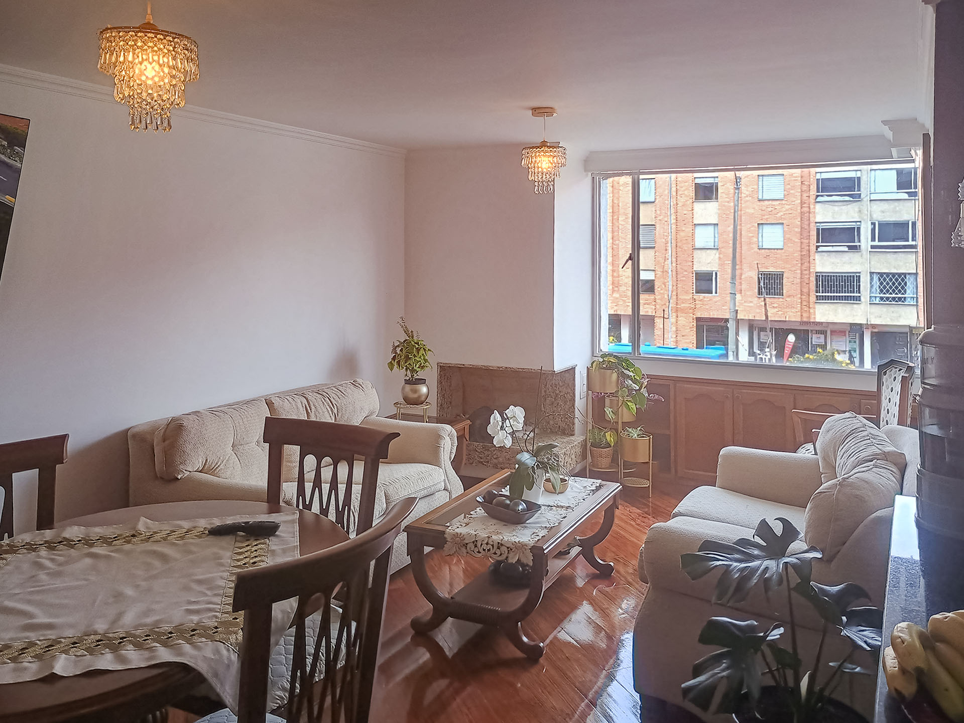 Apartamento para venta en Alhambra