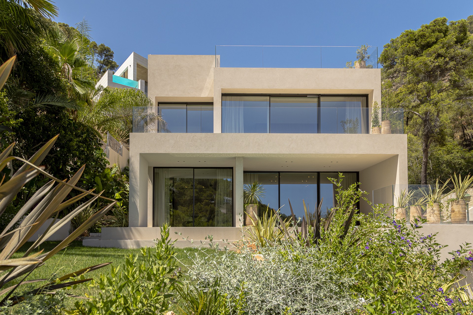 Newly built villa with views of Palma