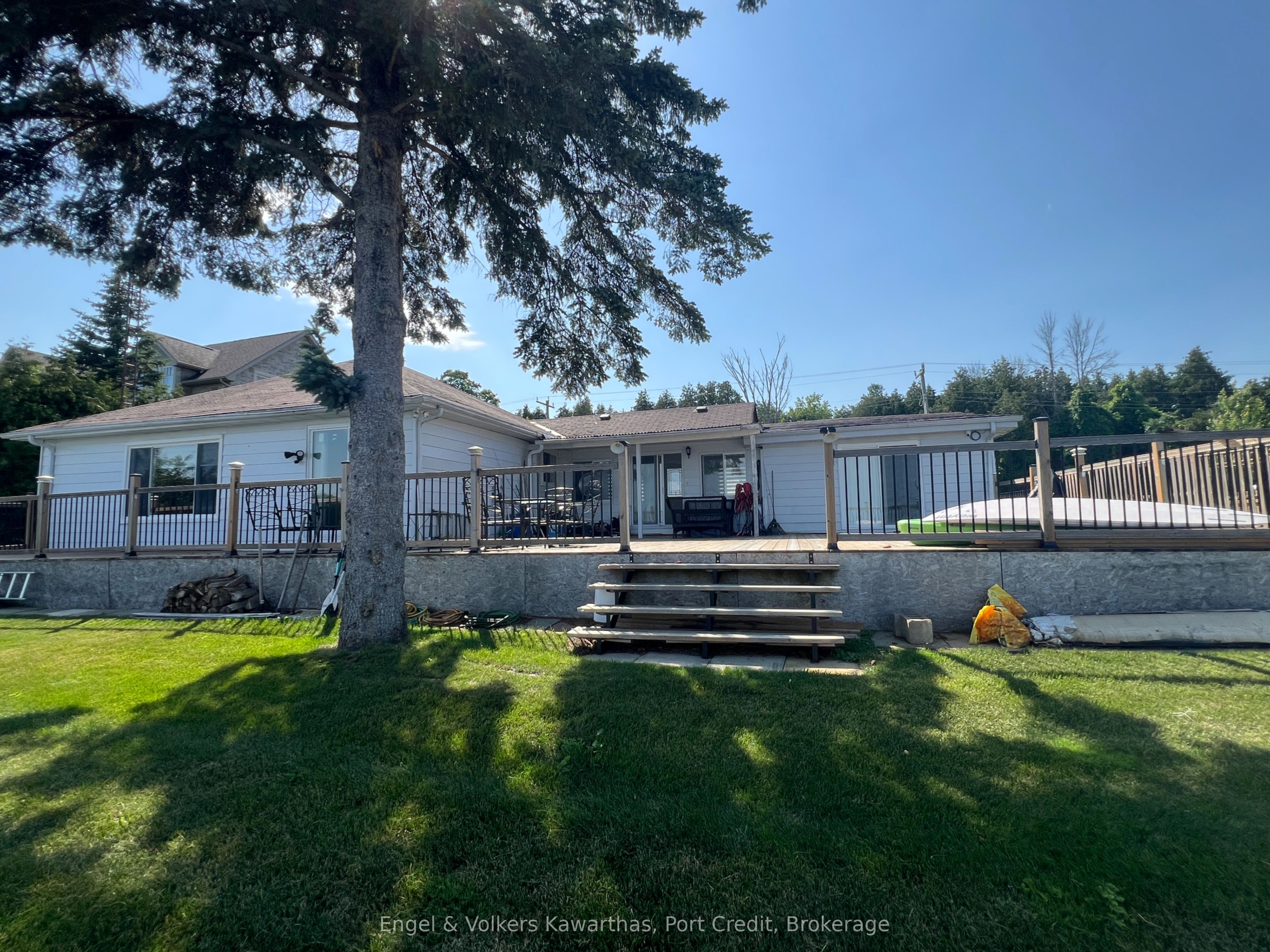 Your Chemong Lake Sanctuary in Prime Kawartha Lakes