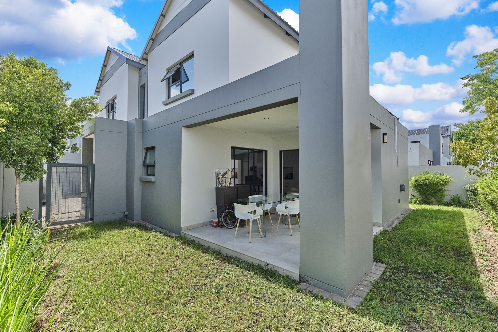 Modern 3 Bedroom House For Sale in Broadacres