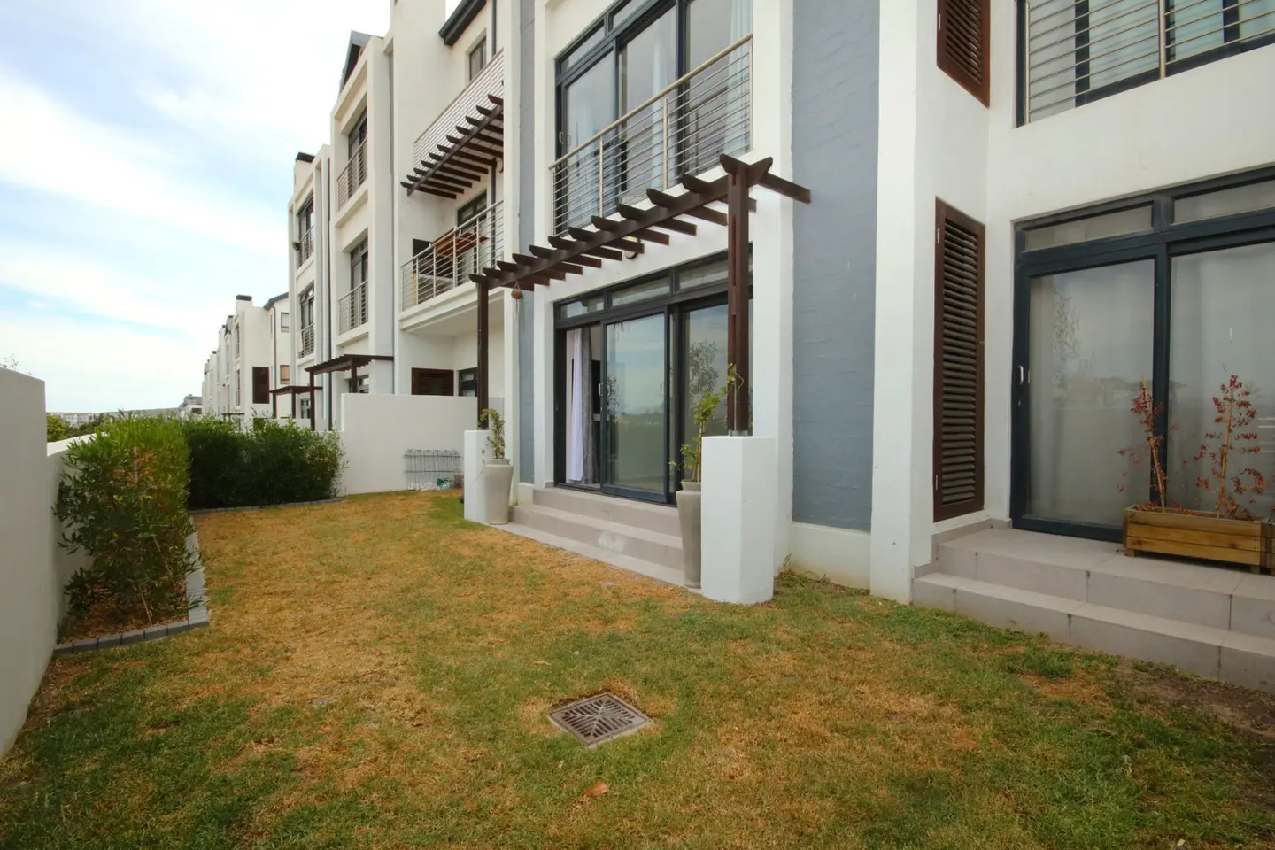 3 Bedroom Apartment to Rent, Sitari Country Estate, Somerset West