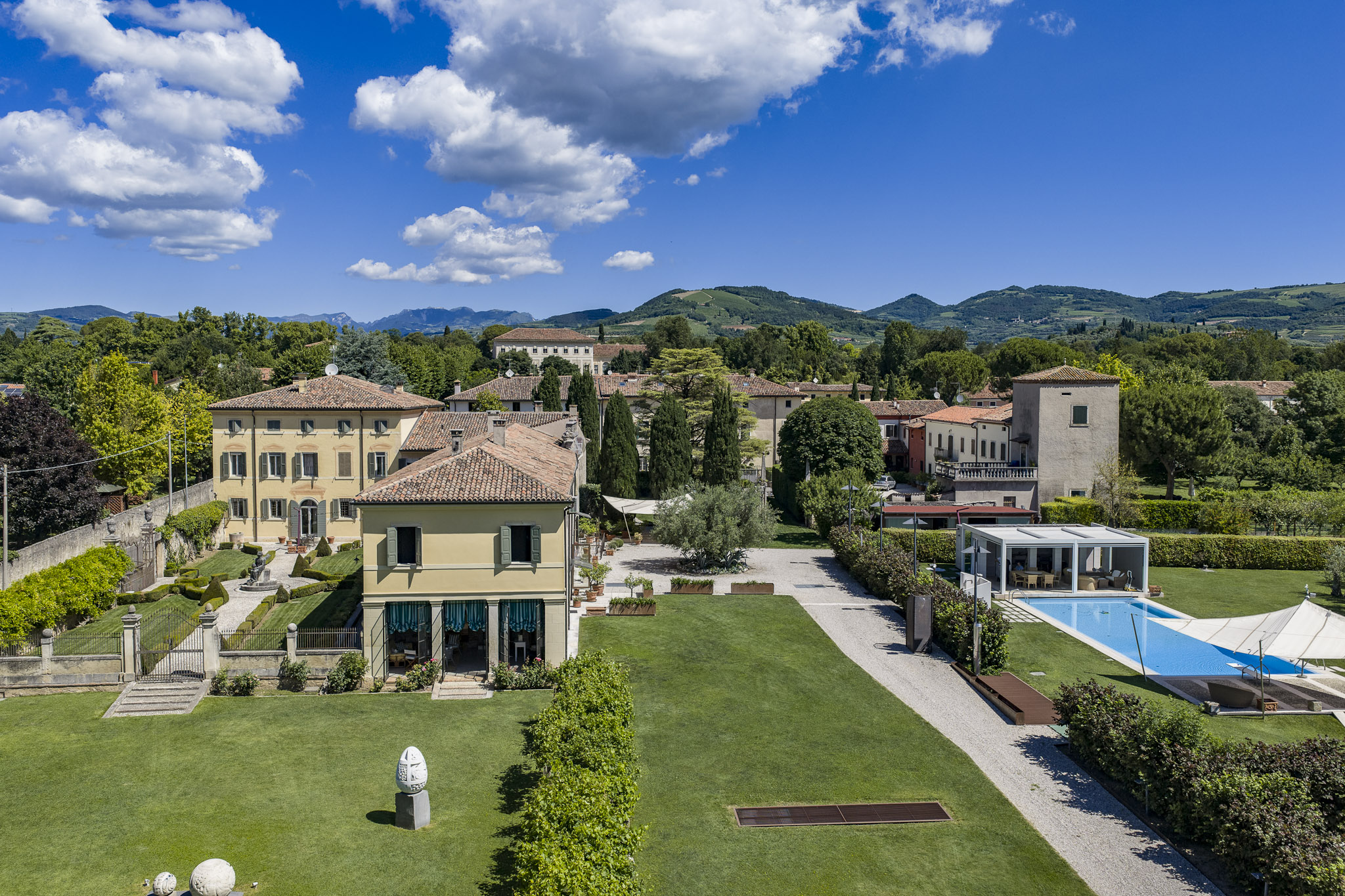 Villa dei Cipressi