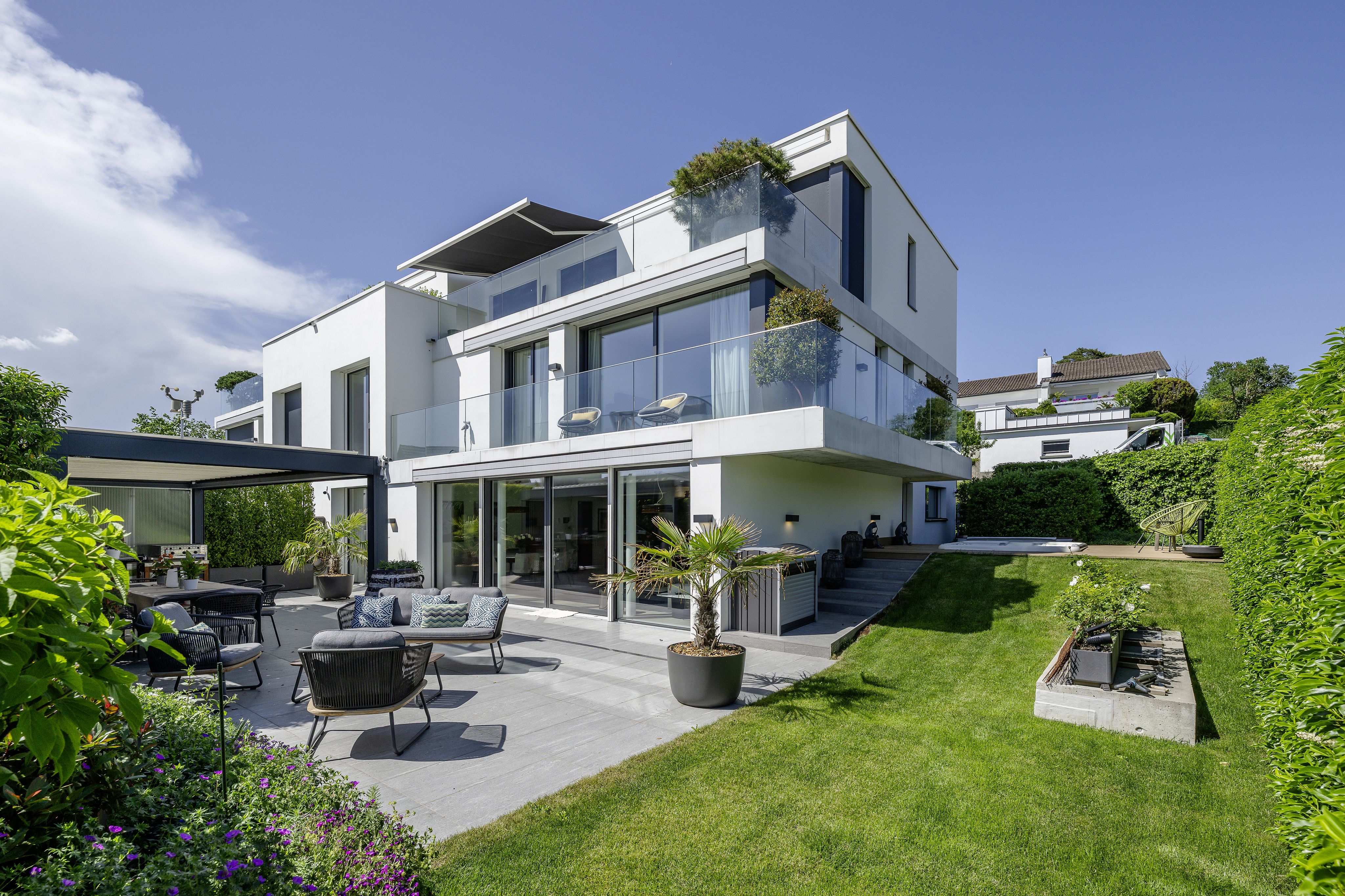 Exclusivity, elegance & plenty of space
