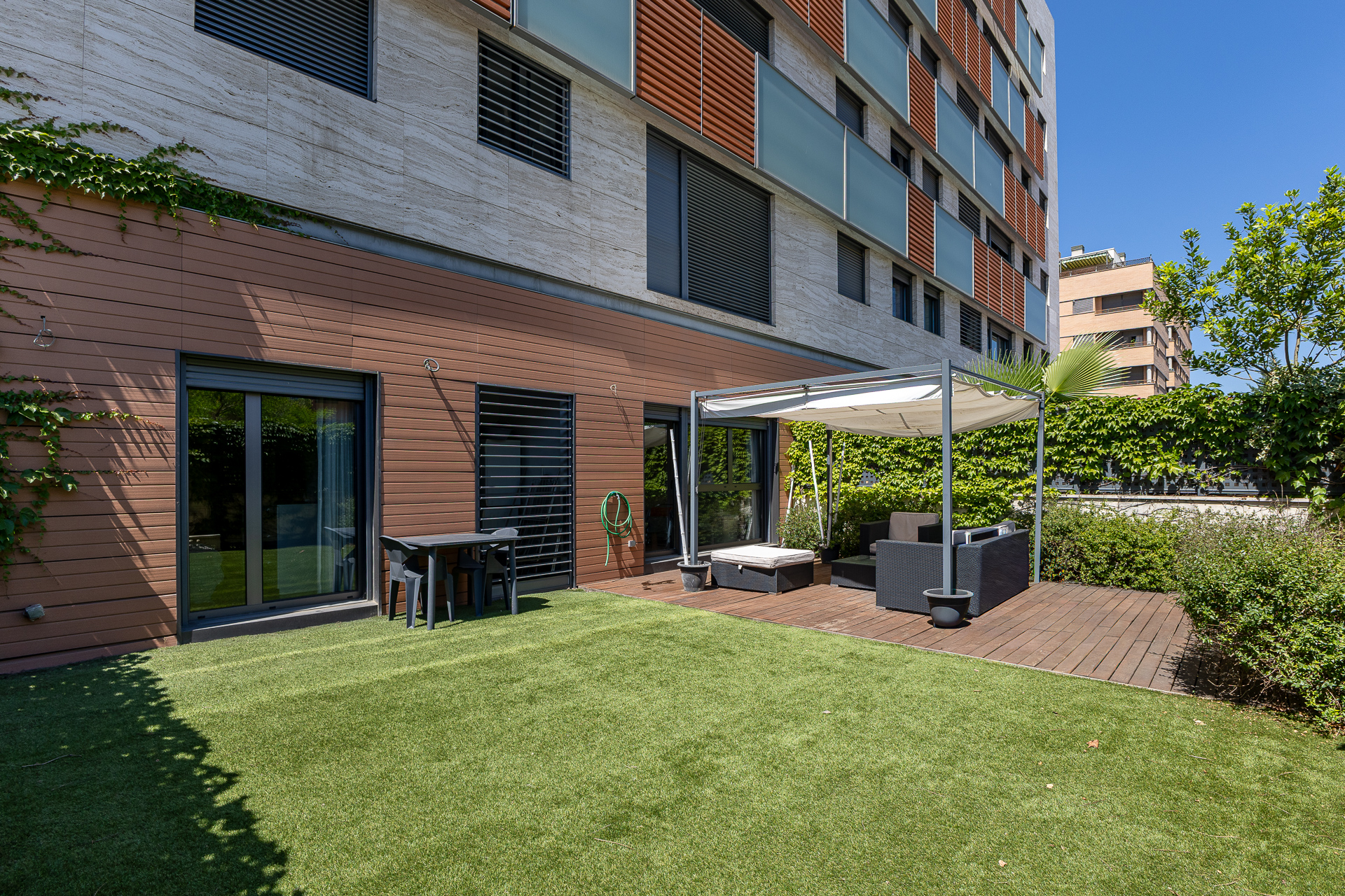 3-bedroom ground-floor with private garden in Sanchinarro