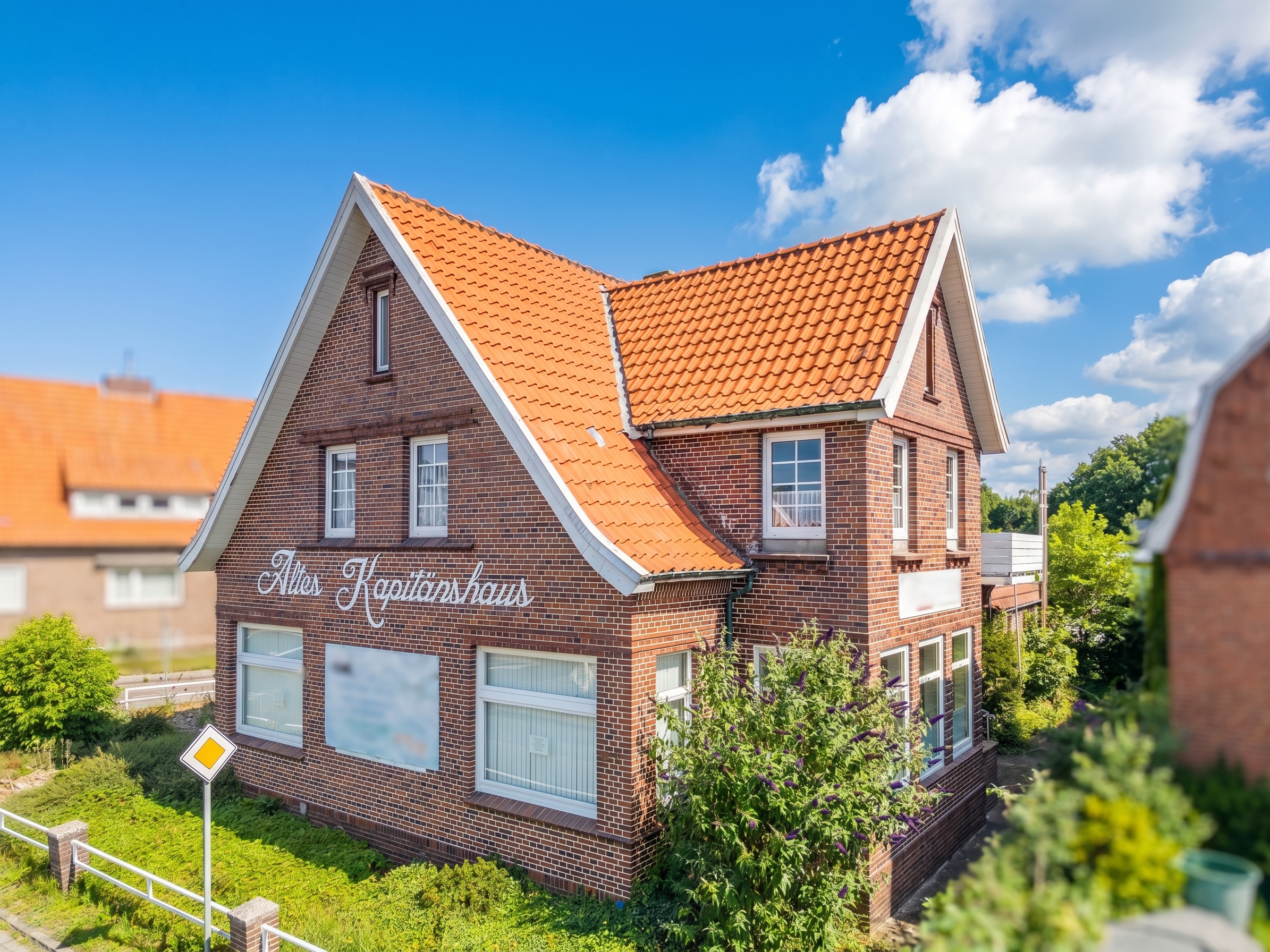 Charmantes Kapitänshaus zur vielseitigen Nutzung in Top-Lage !