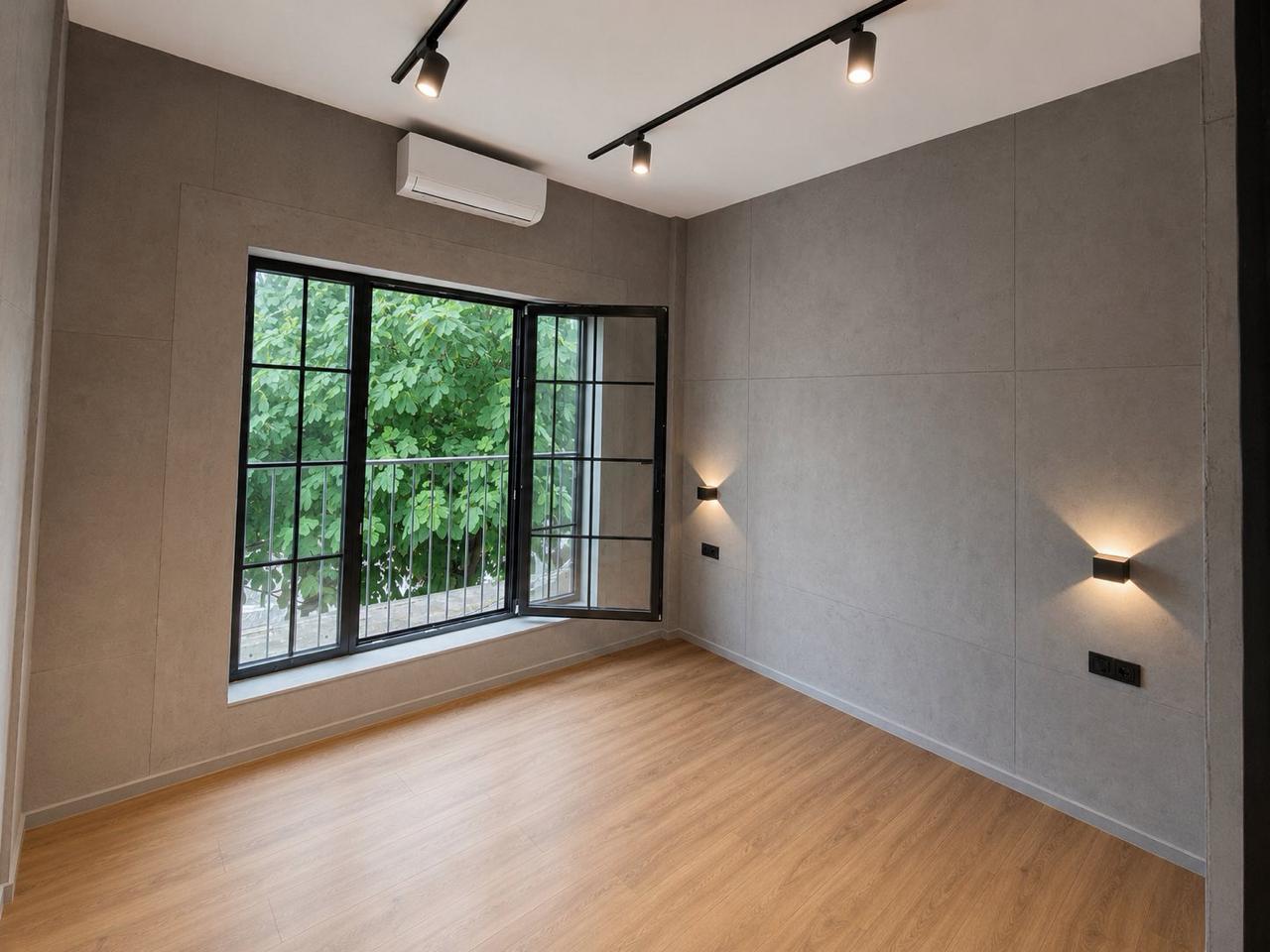 Renovated first-floor apartment