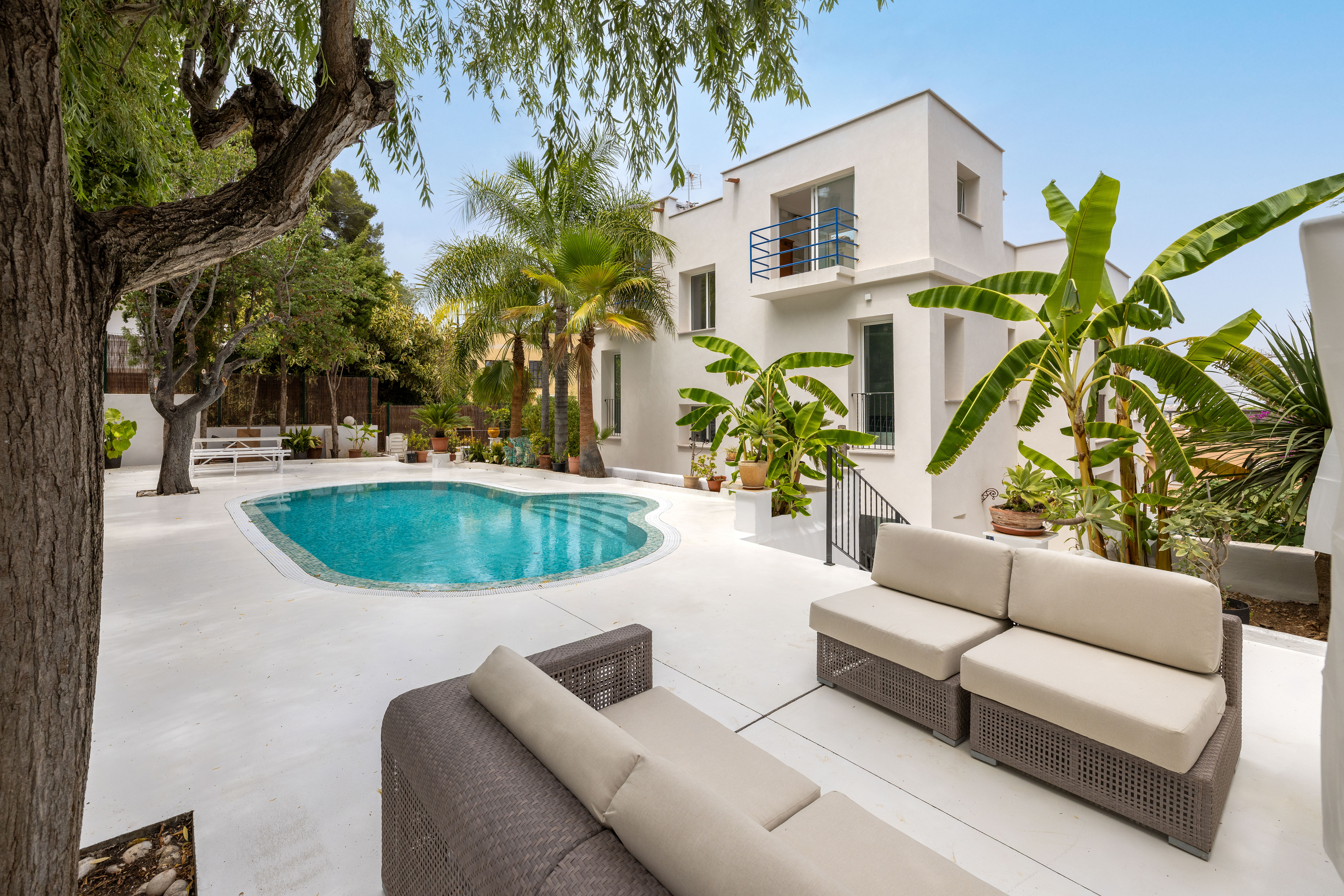Wunderschön renoviertes Haus mit Charme, Pool und Blick auf die Kathedrale