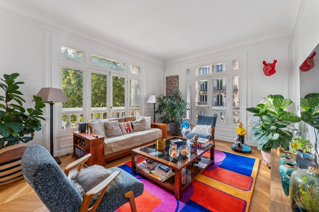 Paris 7th - Champ de Mars - Ecole Militaire - Family reception apartment