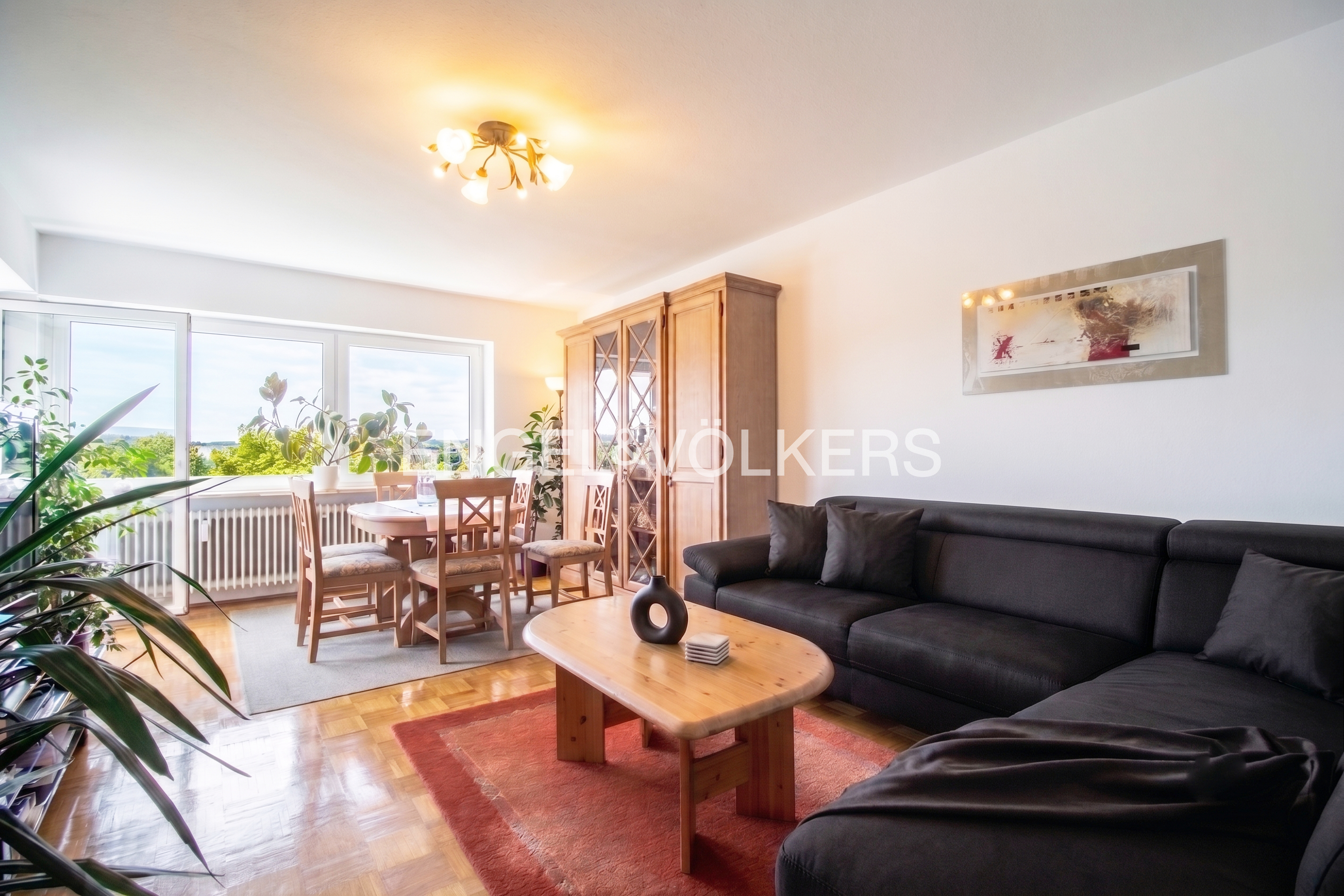 Attraktive 2-Zimmer Wohnung mit Balkon im beliebten Regensburger Westen