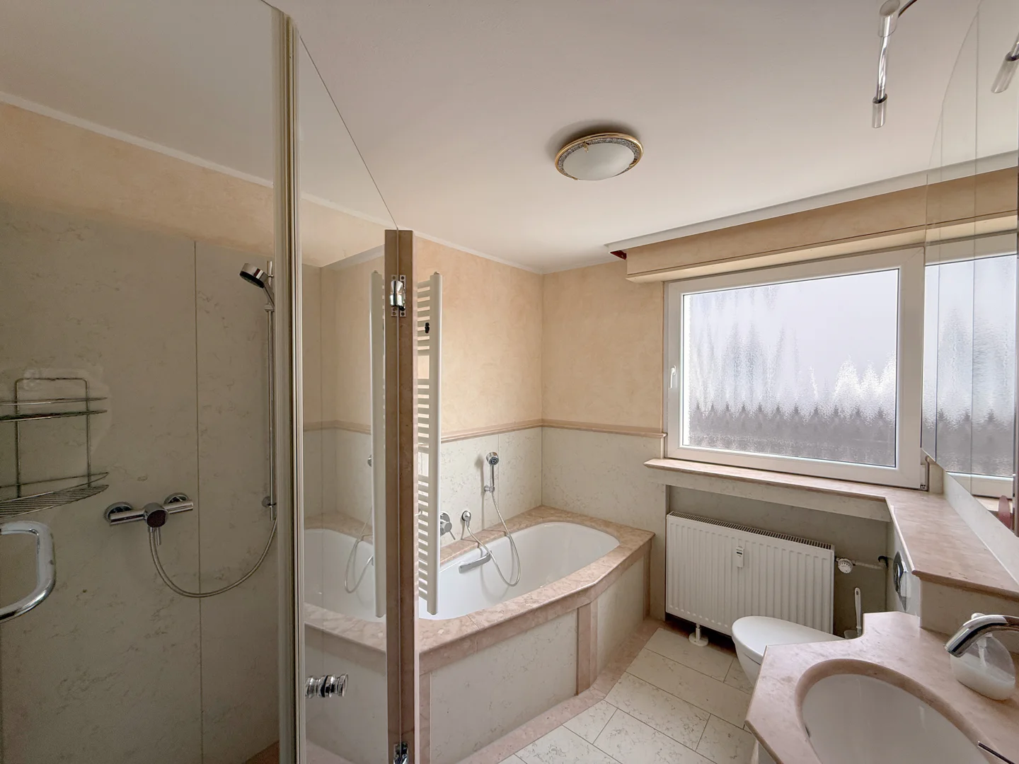 Großzügige 3-Zimmer-Erdgeschosswohnung in ruhiger Lage - Photo 5
