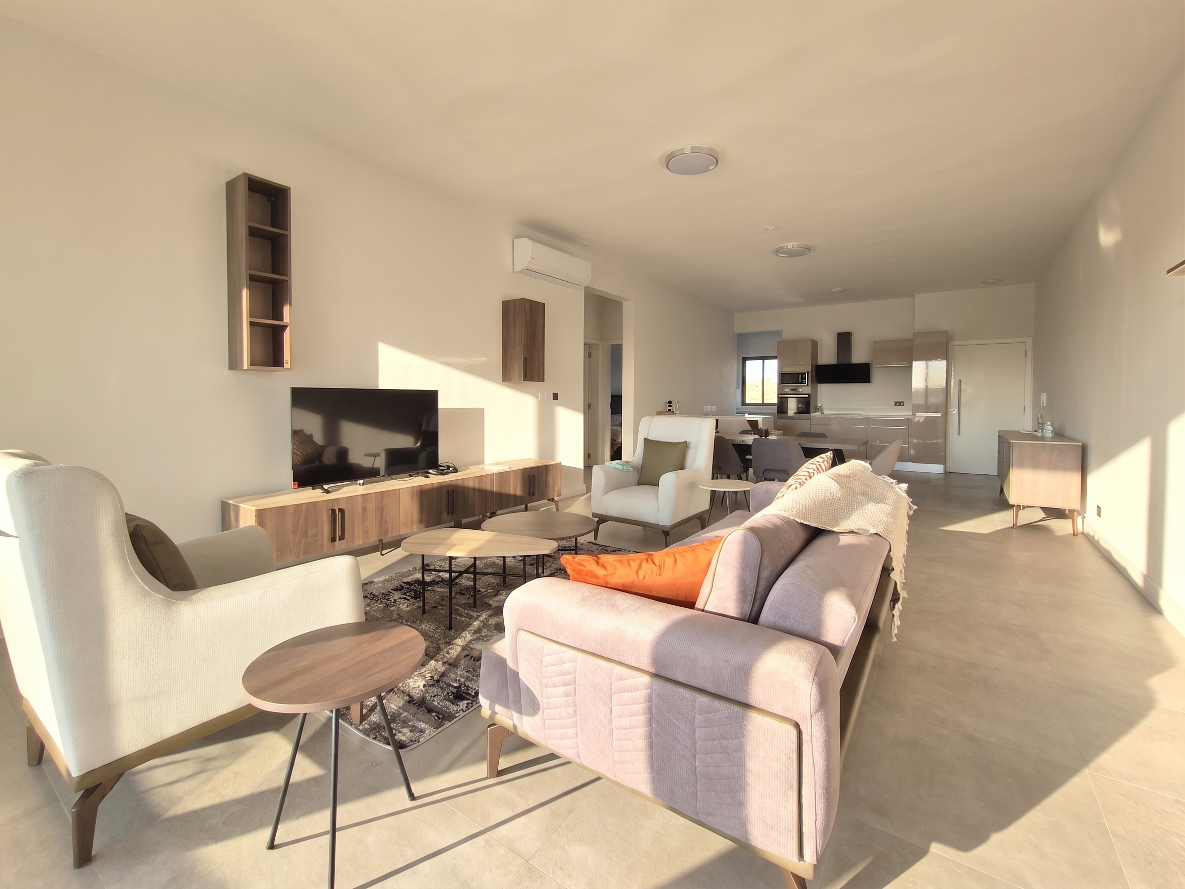Modern First-Floor Apartment for Long Term Rent