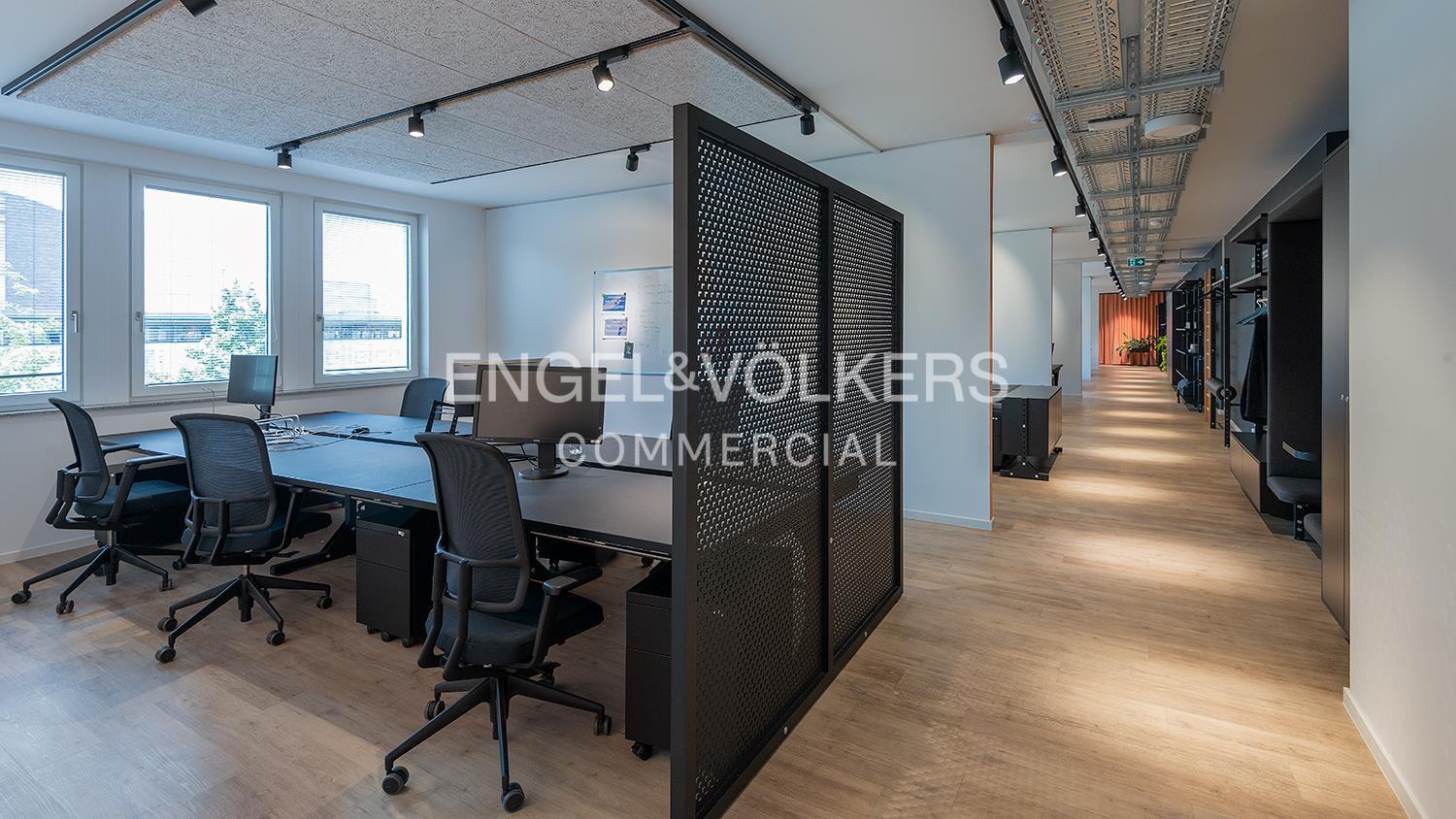 Großzügiges Büro in Mitte