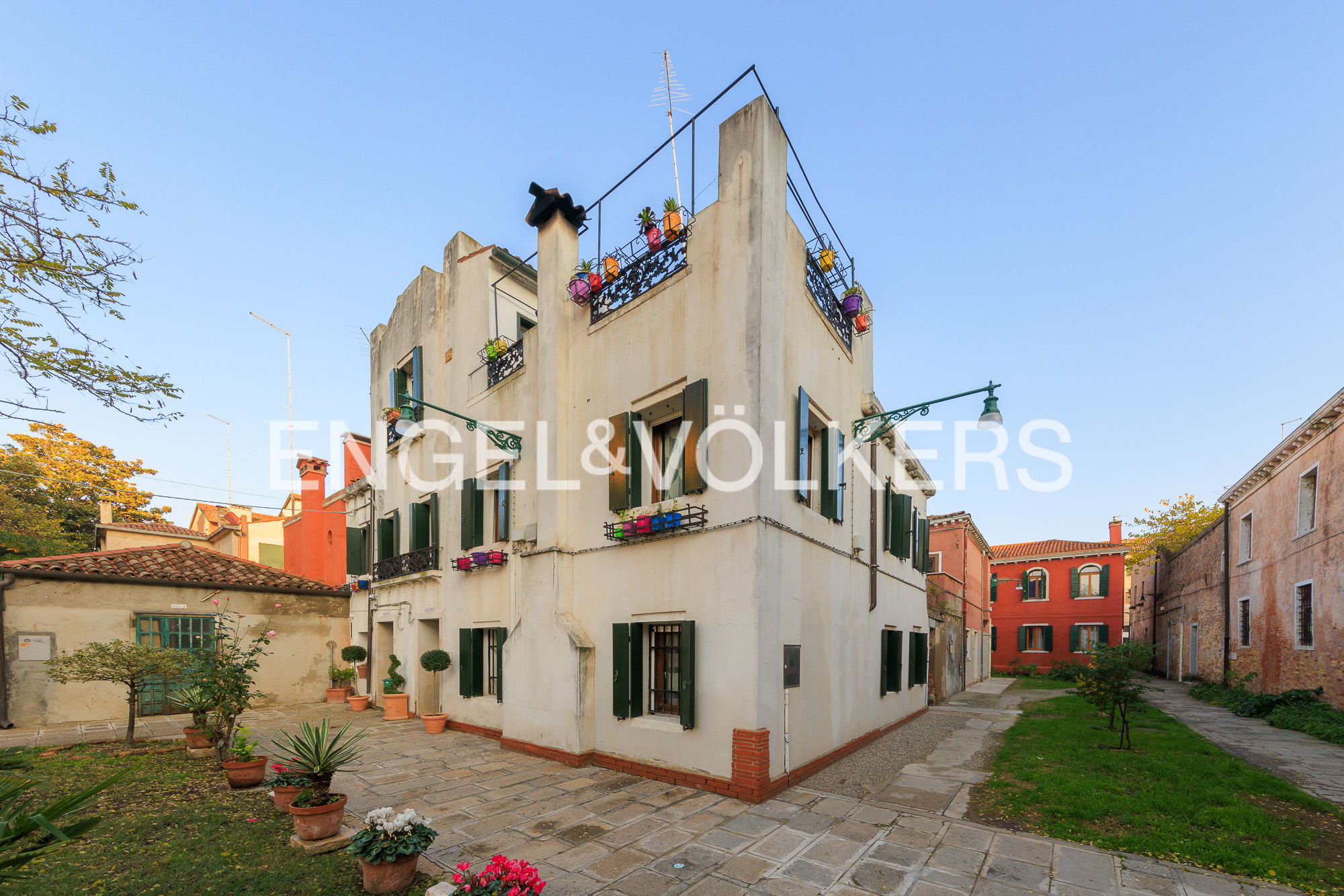 Venetian dwelling in Campo San Cosmo