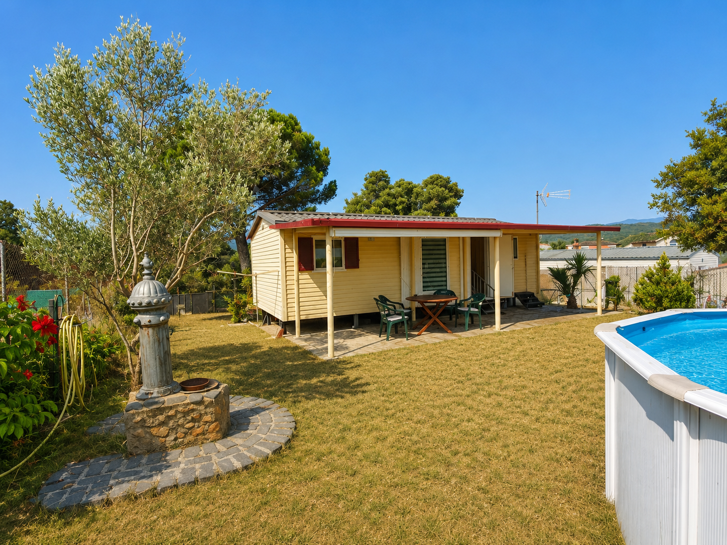 Your ready-to-enjoy retreat! Plot with an equipped caravan, pool, panoramic views, and all urban utilities.