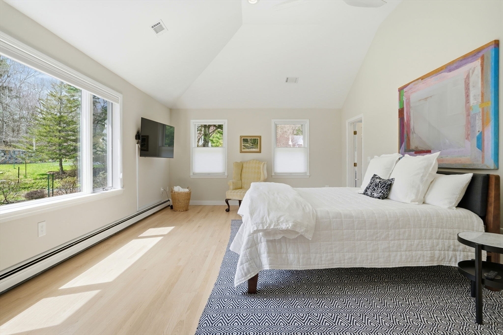 Refined Single-Level Living