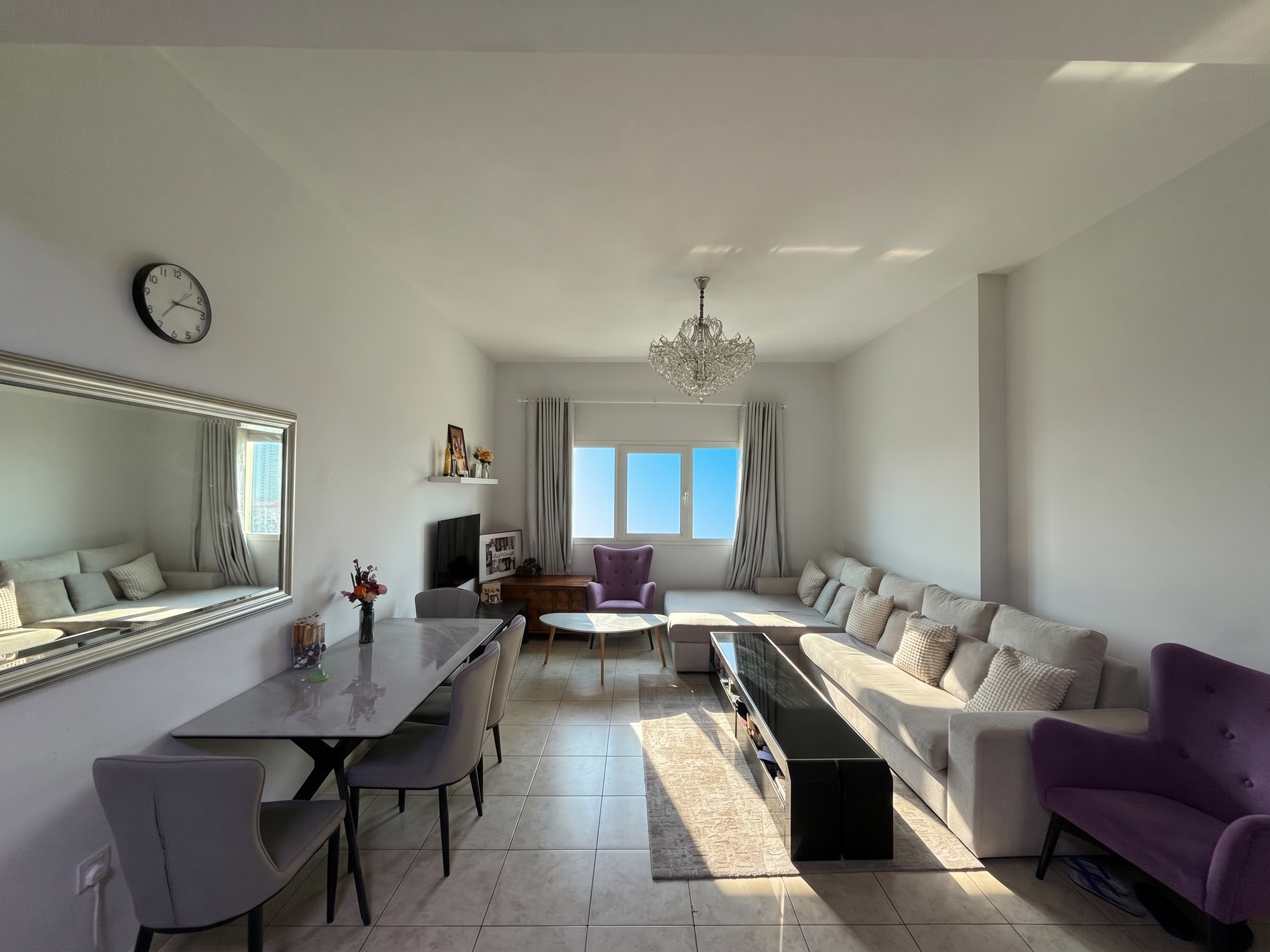 High Floor | Furnished | Large Layout | Vacant 01.08