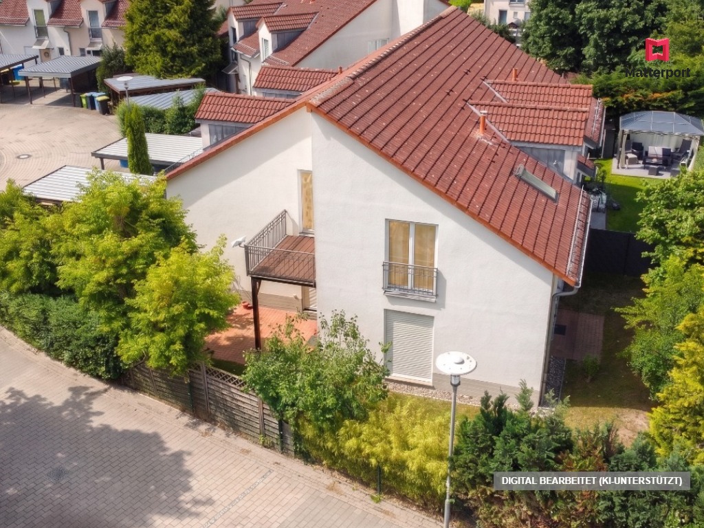 Halbiert gebaut, ganz angekommen