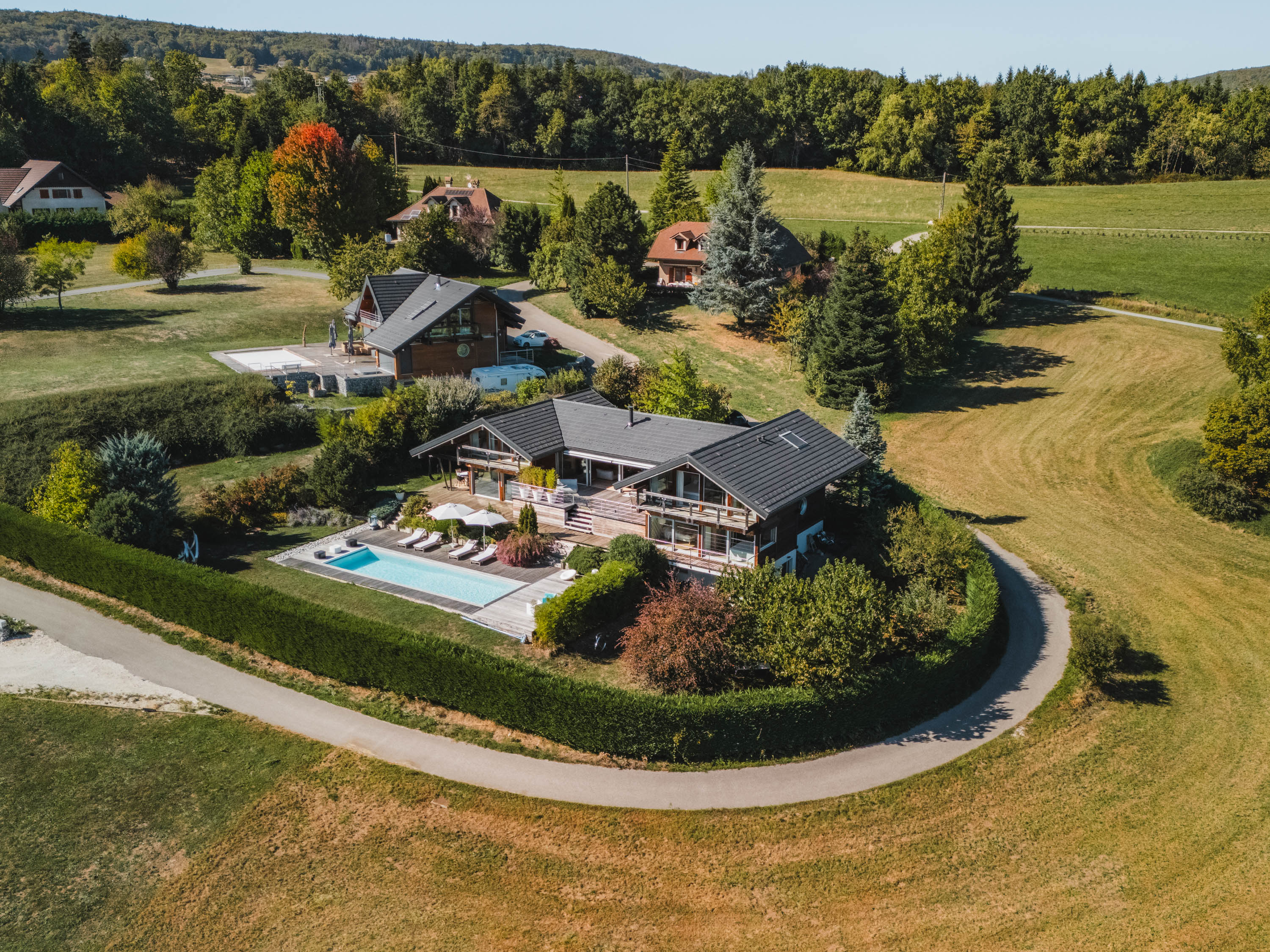 South-facing architect-designed villa with pool and panoramic views