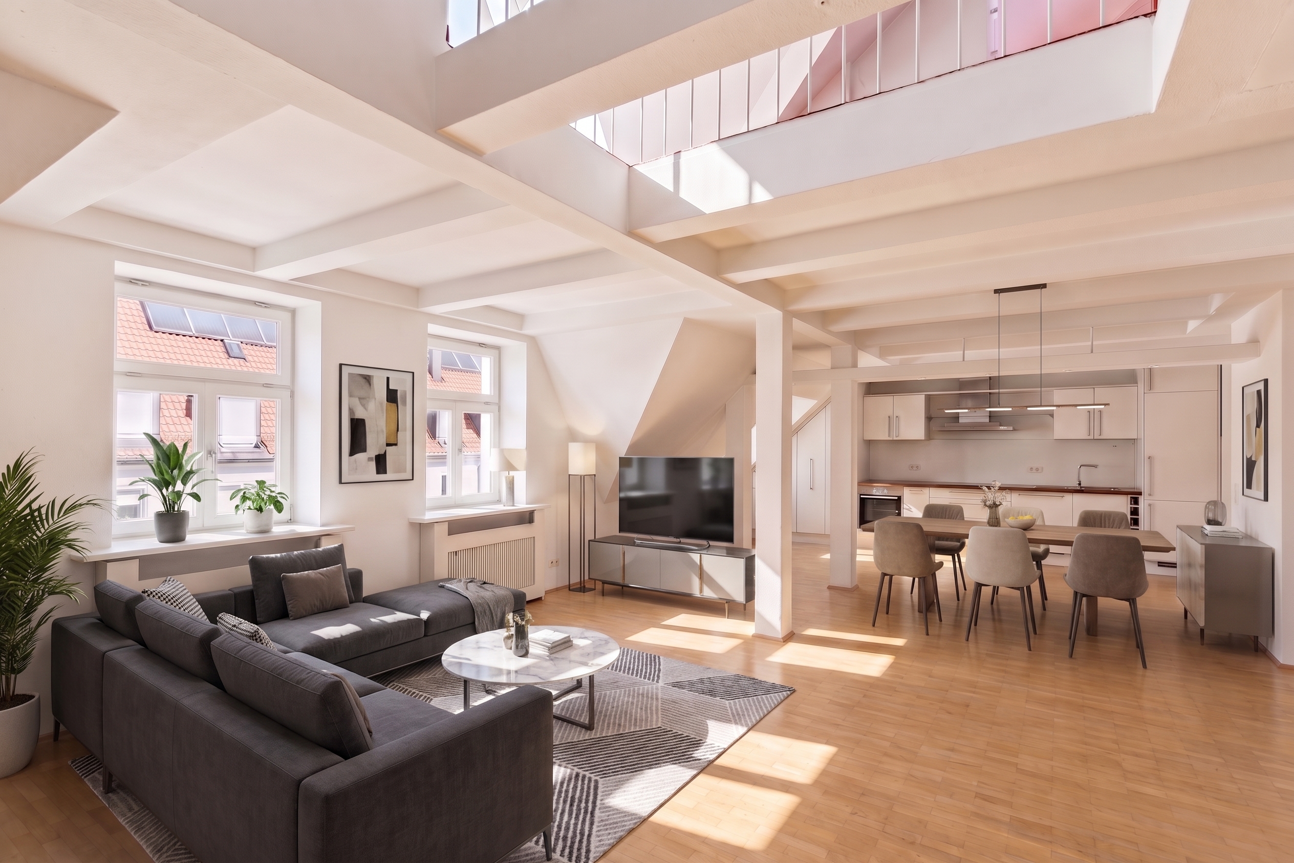 Exclusive 3.5-room top-floor apartment in Schwabing-West with terrace & gallery