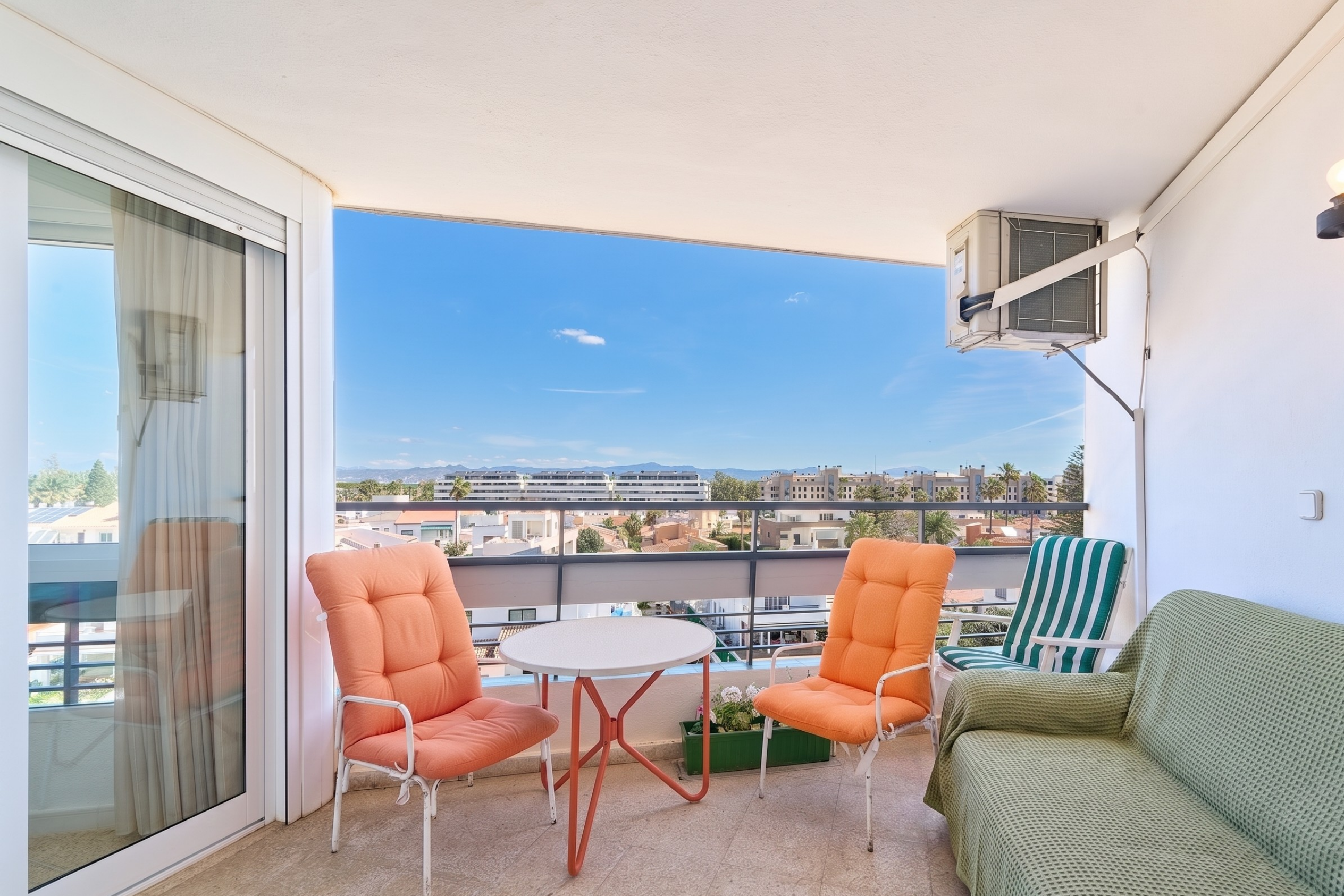 3-Bedroom apartment by the sea in Los Álamos