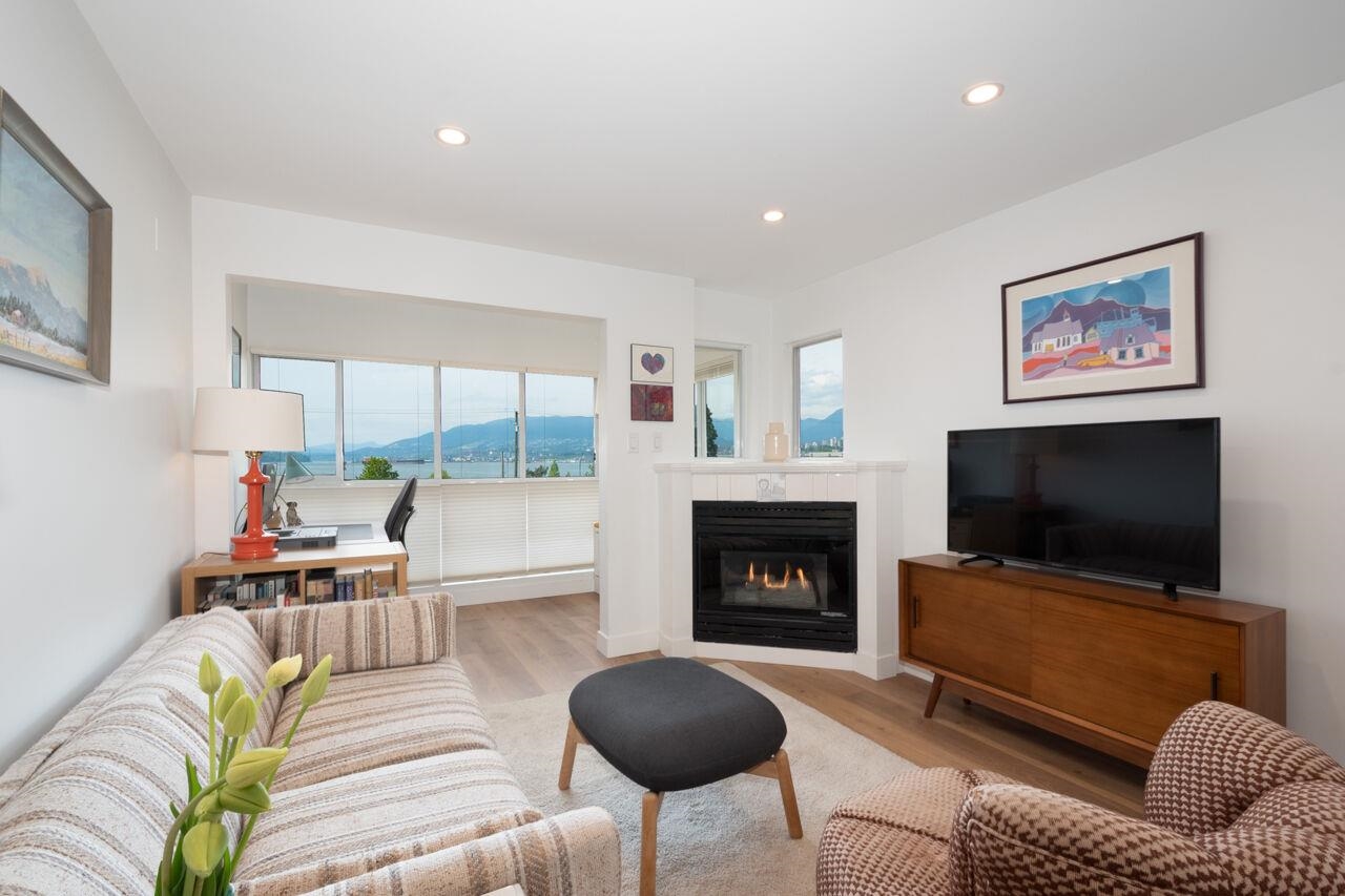 Move in Ready Home in Hastings Sunrise