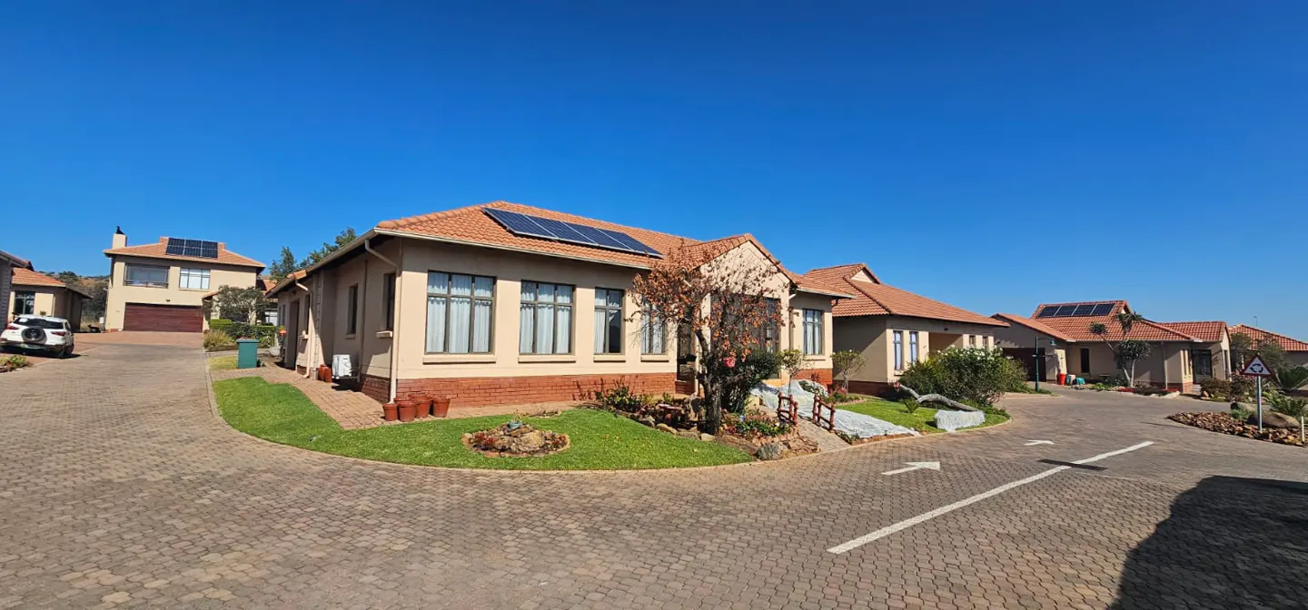 Neat charming 3 bedrooms